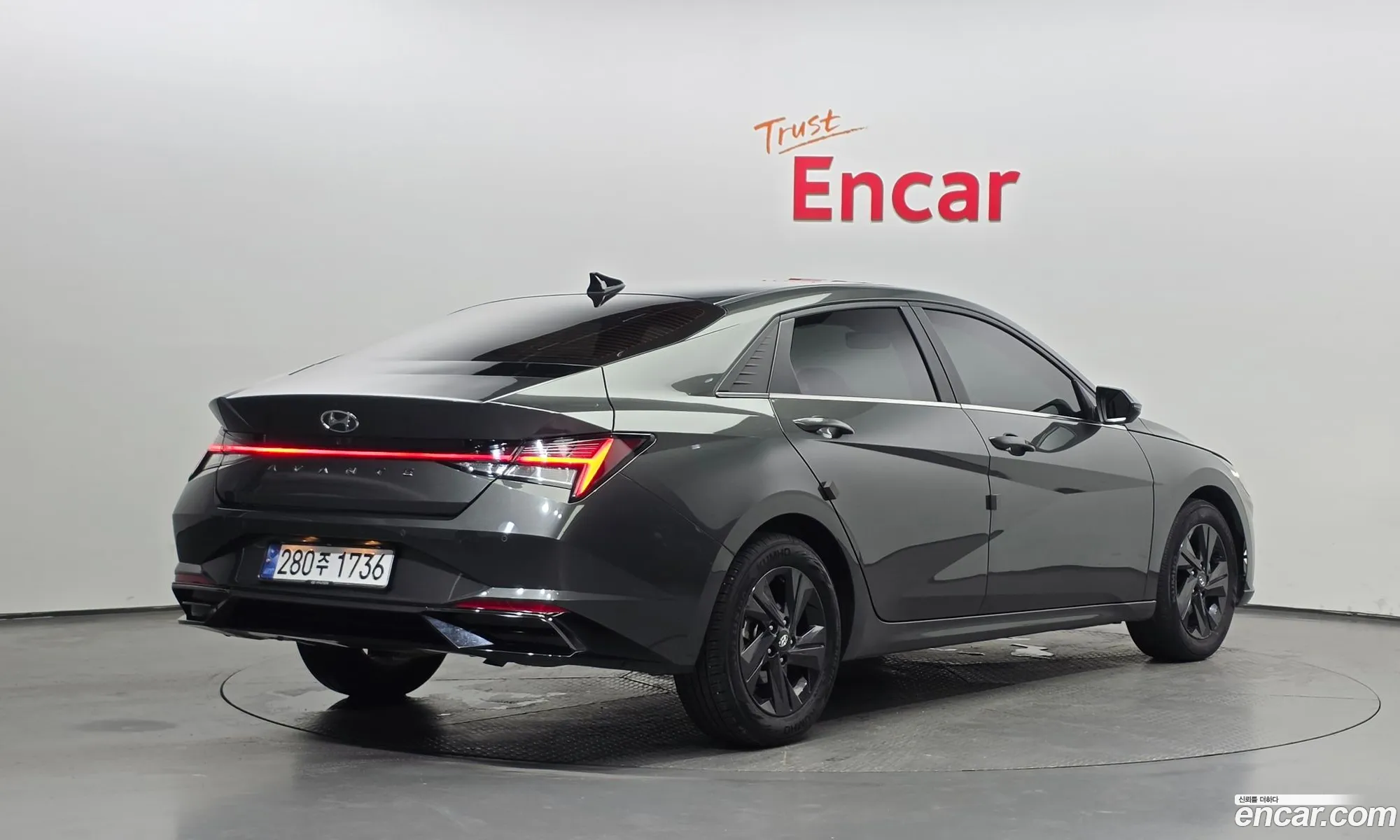 Hyundai Elantra 2021 — 12