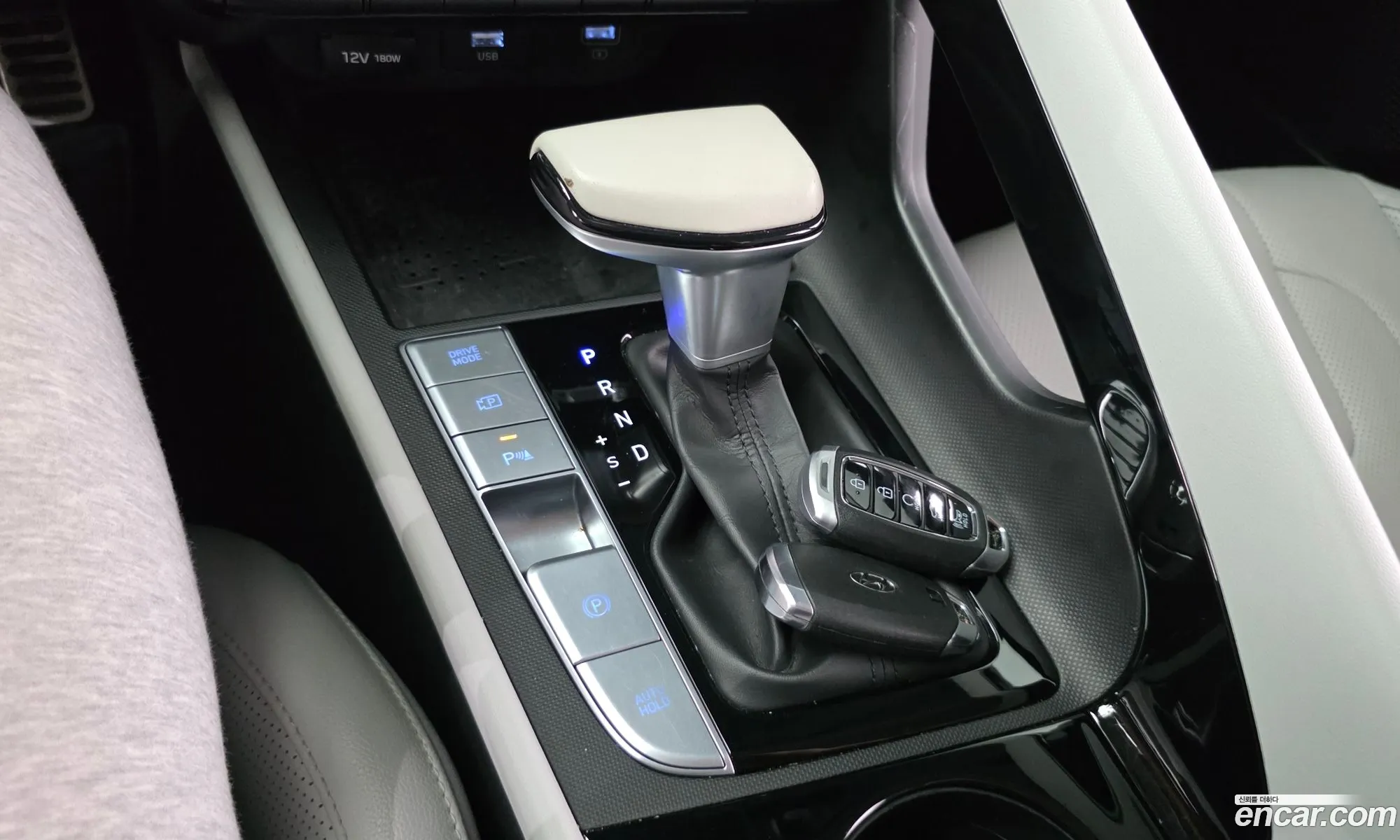 Hyundai Elantra 2021 — 10