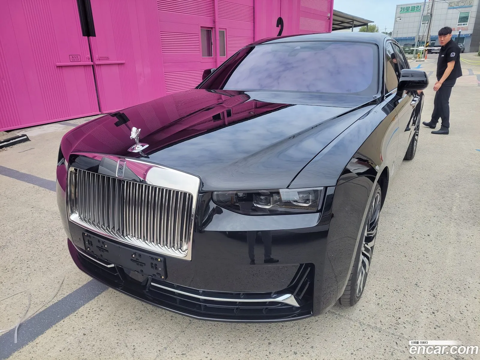 Rolls-Royce Ghost 2026 — 3