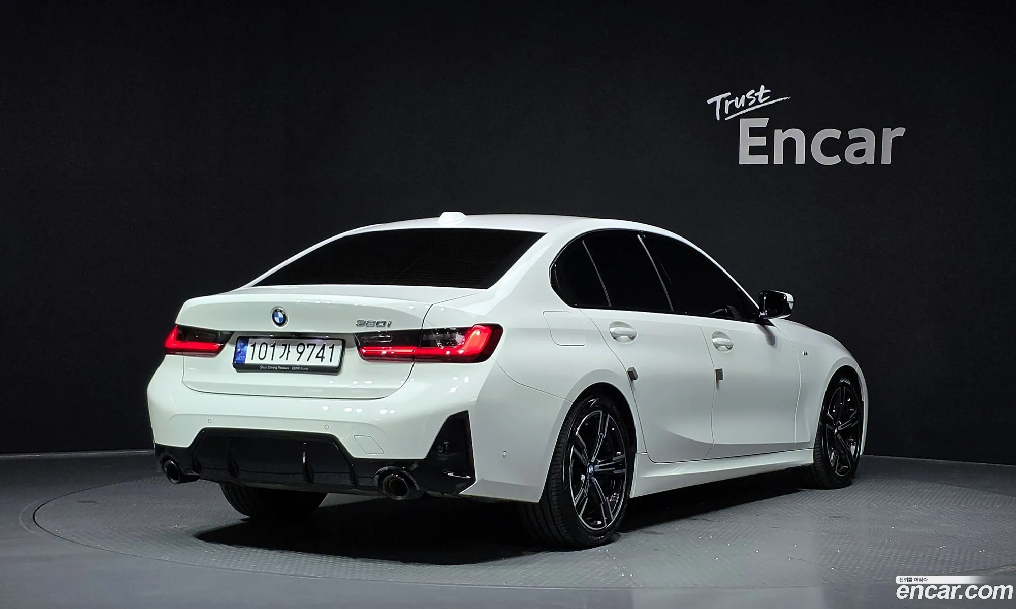 BMW 3 Series 2023 WBA61FS05PFP16565 — 9