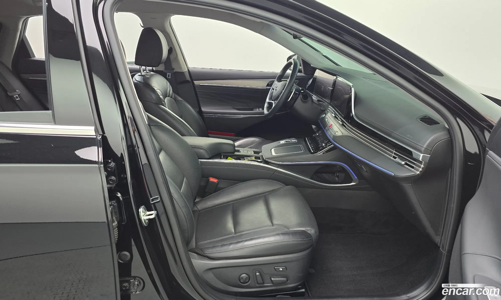 Hyundai Grandeur IG 2020 — 36