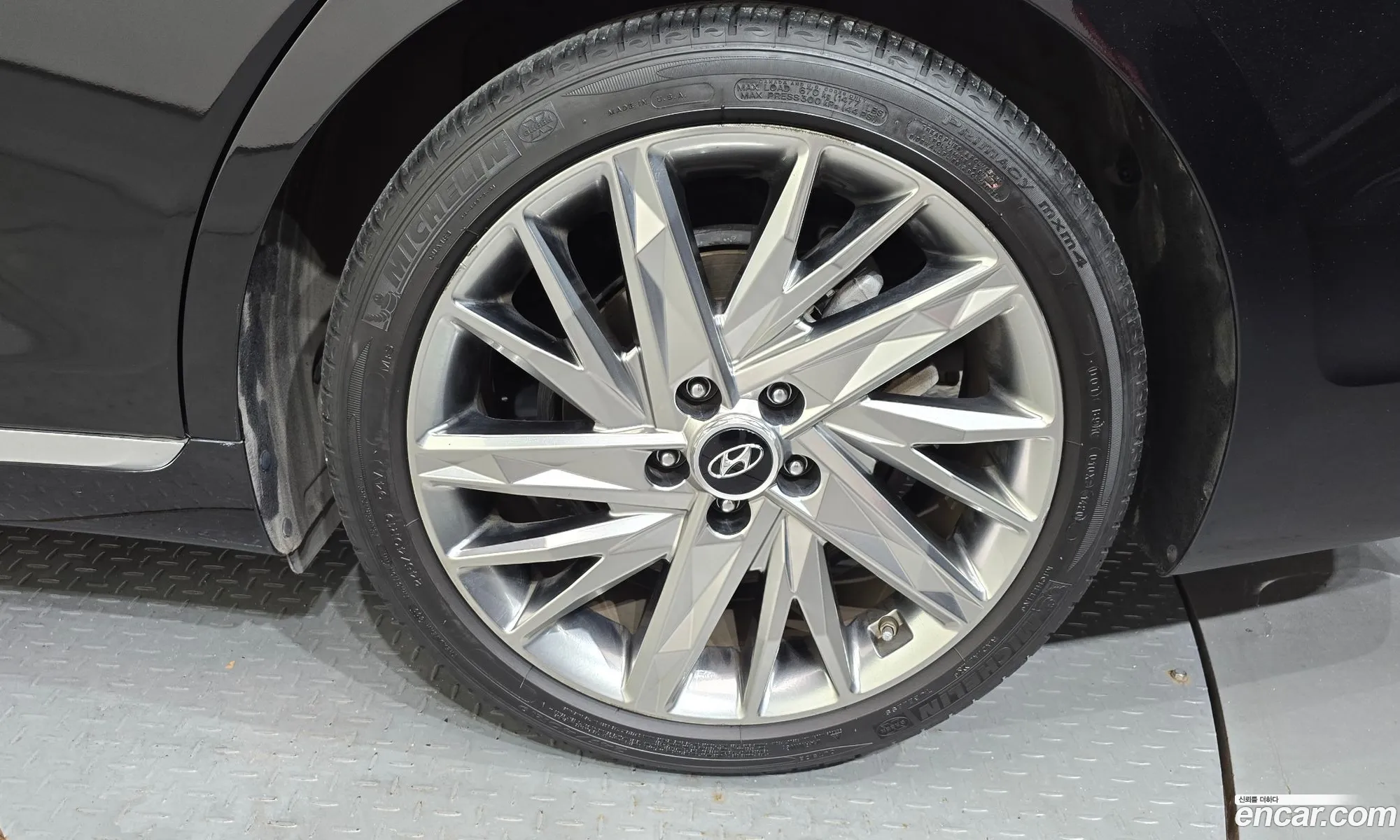 Hyundai Grandeur IG 2020 — 25