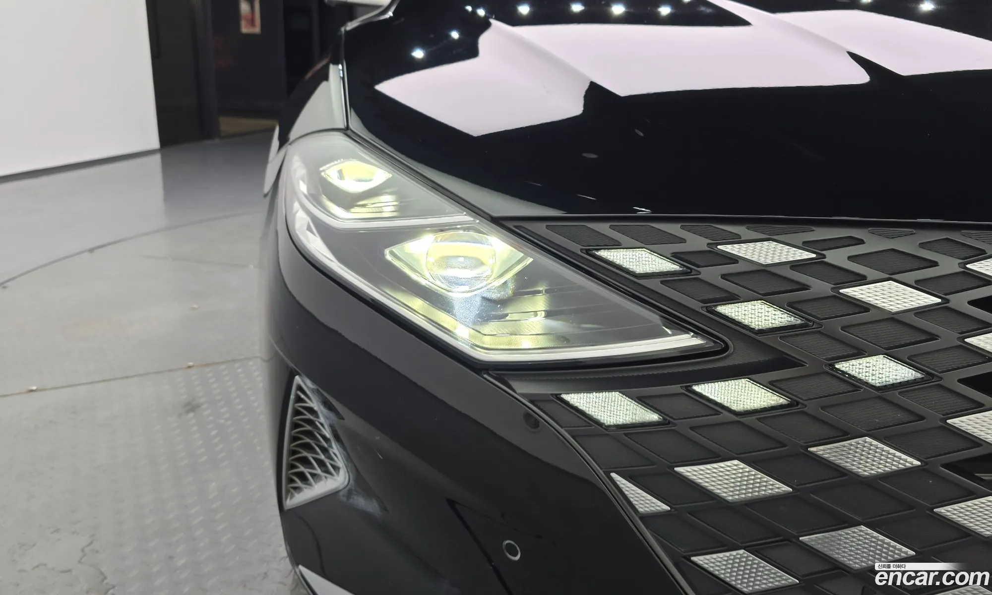 Hyundai Grandeur IG 2020 — 32
