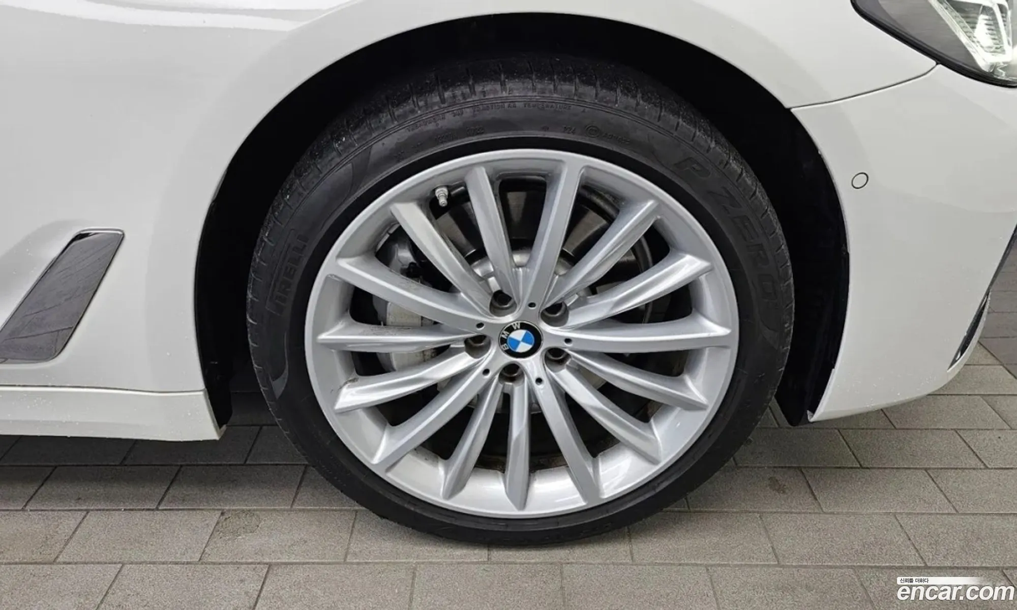 BMW 5 Series 2023 — 4