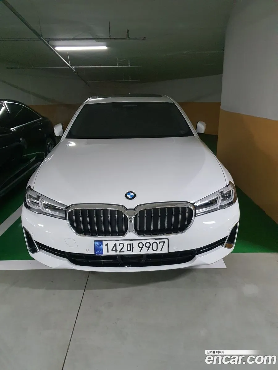 BMW 5 Series 2023 — 12