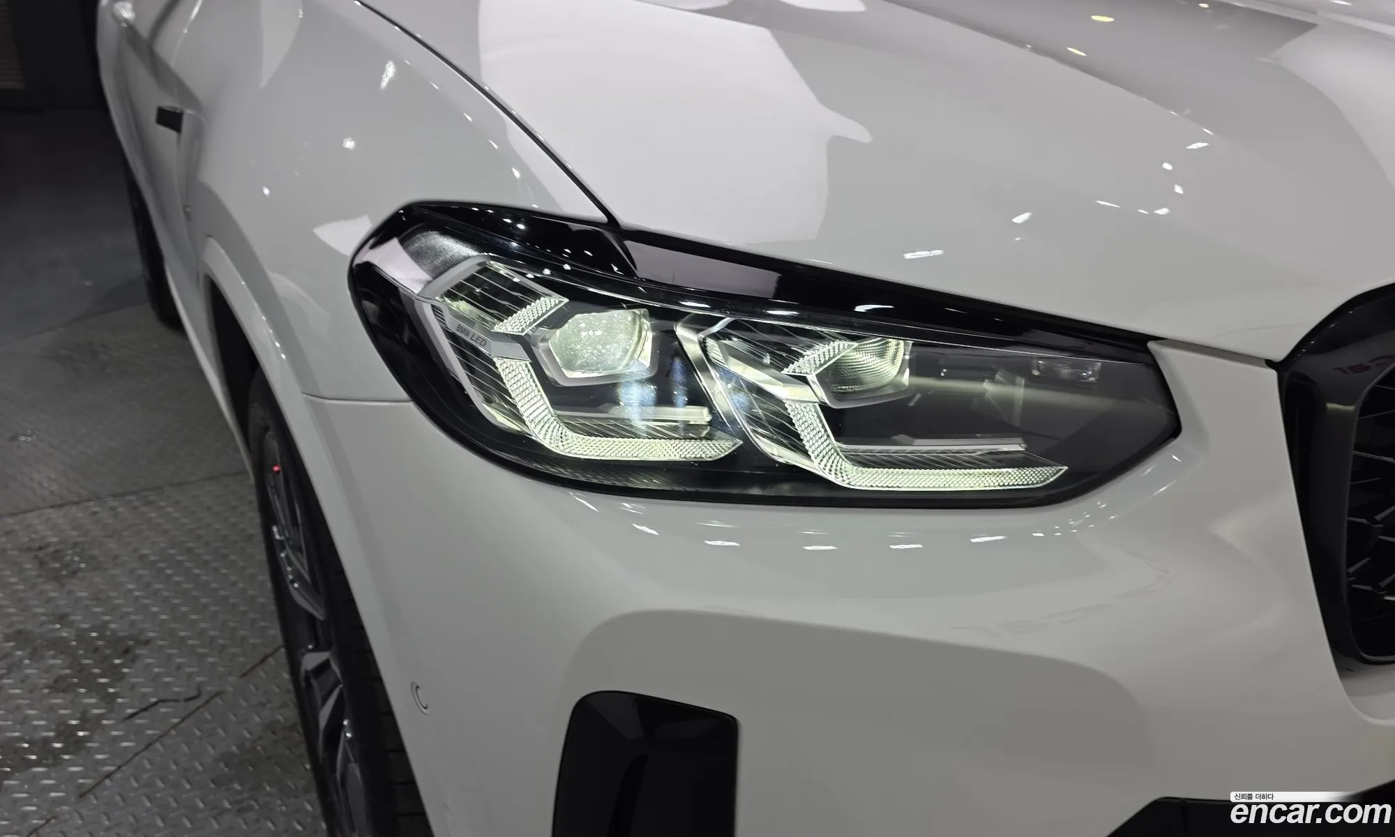 BMW X4 2024 WBA21DT05S9X94059 — 4