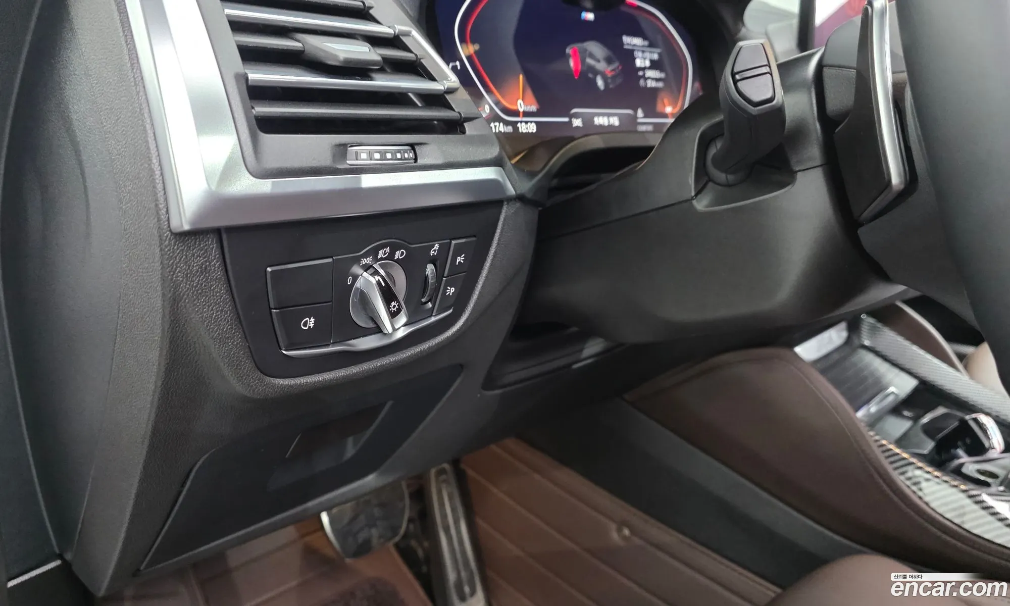 BMW X4 2024 WBA21DT05S9X94059 — 17