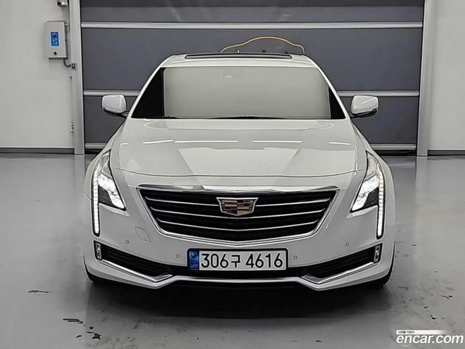 Cadillac CT6 2018 — 18
