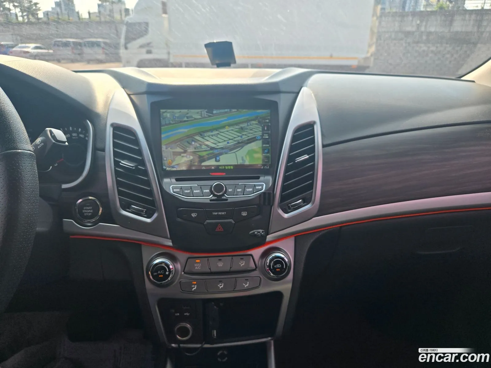 KG Mobility (SsangYong) Korando C 2016 — 16