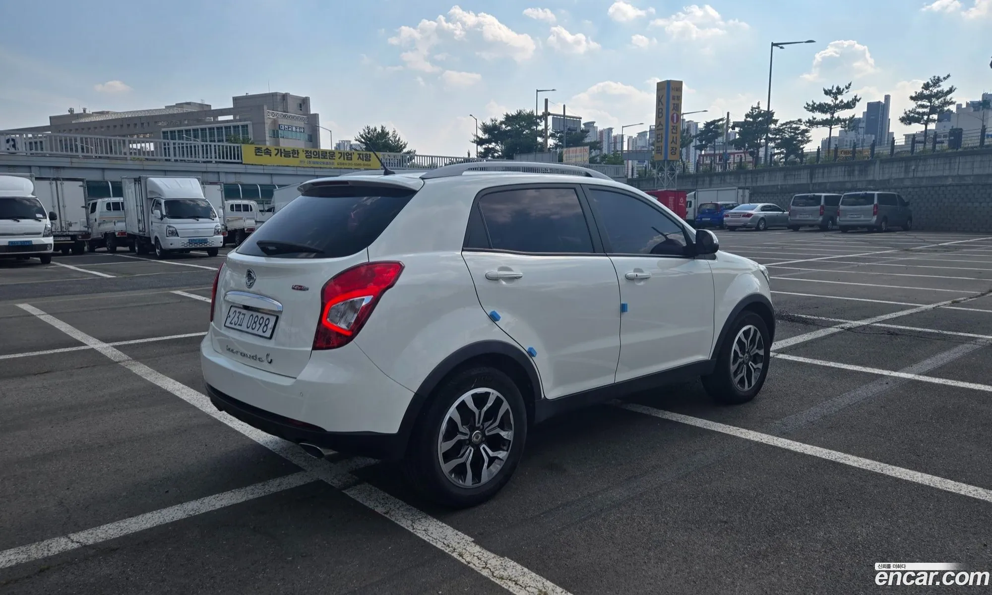KG Mobility (SsangYong) Korando C 2016 — 13