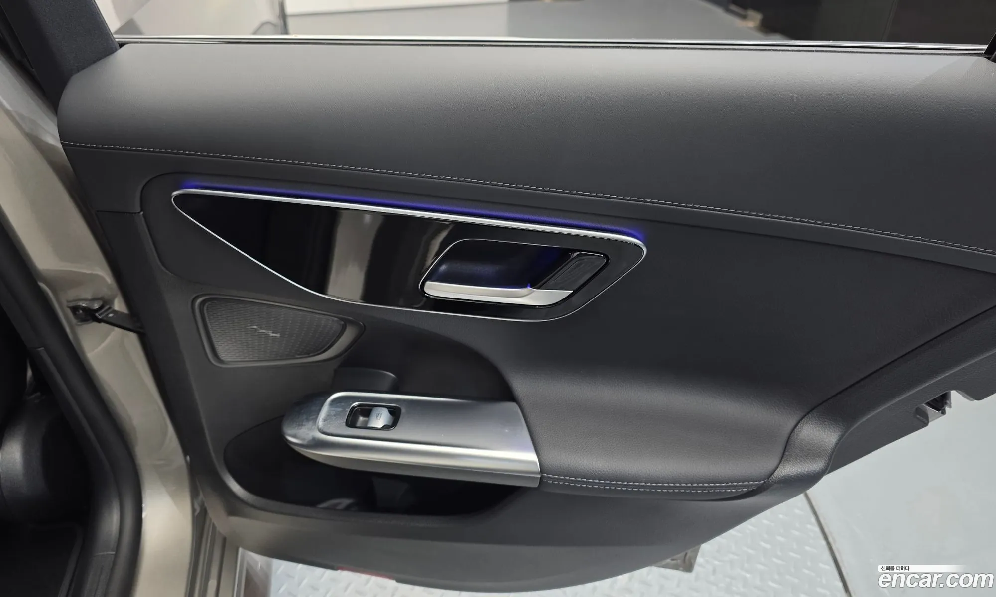 Mercedes-Benz C-Class W206 2024 — 30