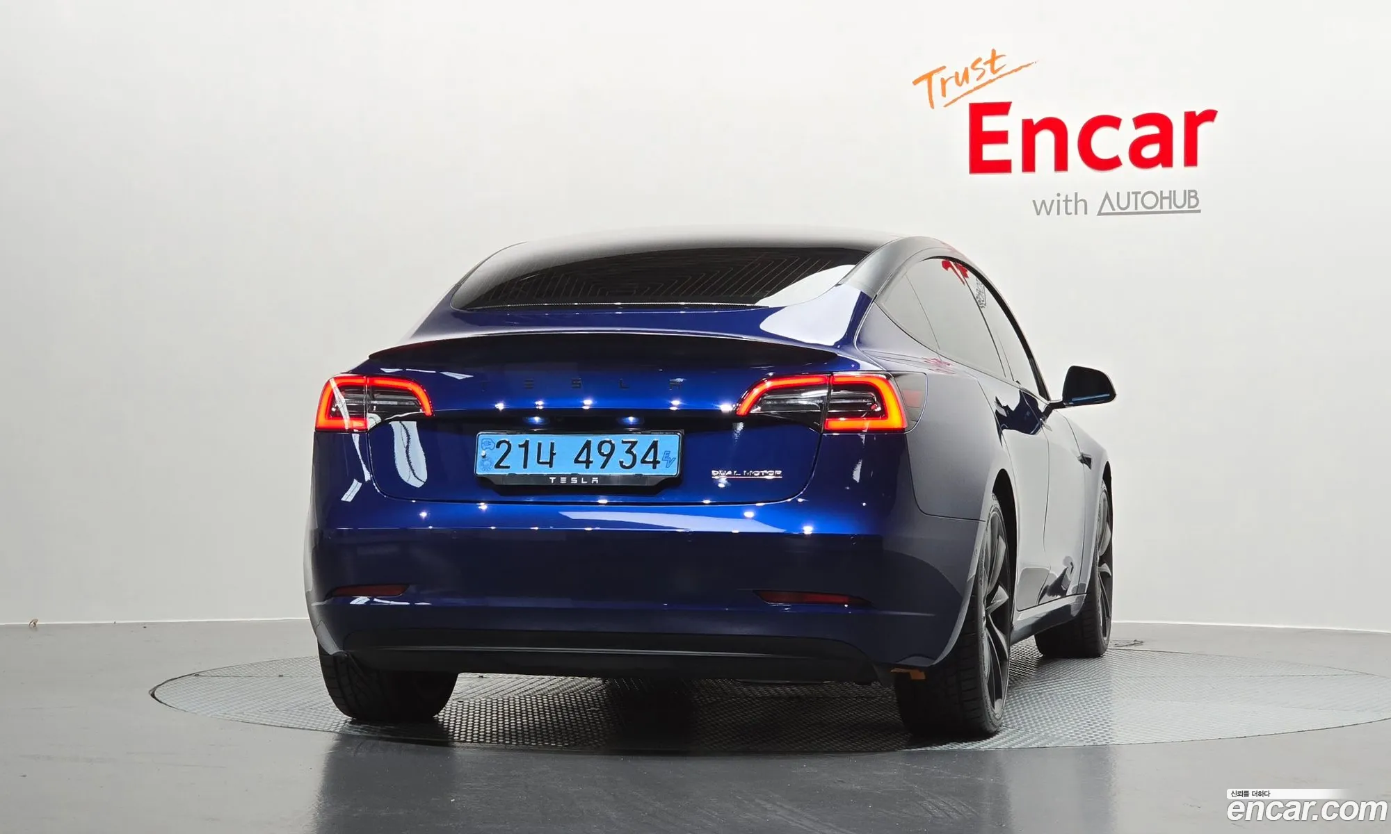 Tesla Model 3 2019 5YJ3E1EC9LF585383 — 24