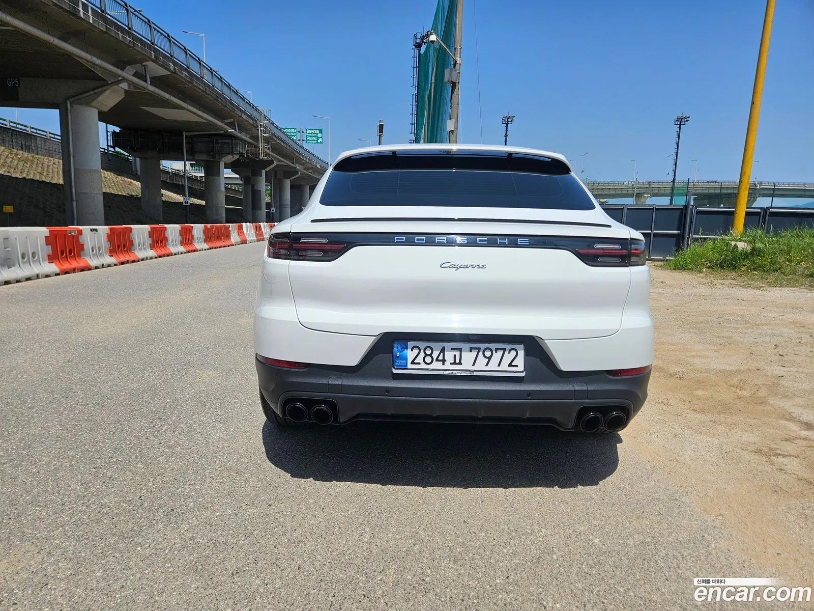 Porsche Cayenne 2022 — 4