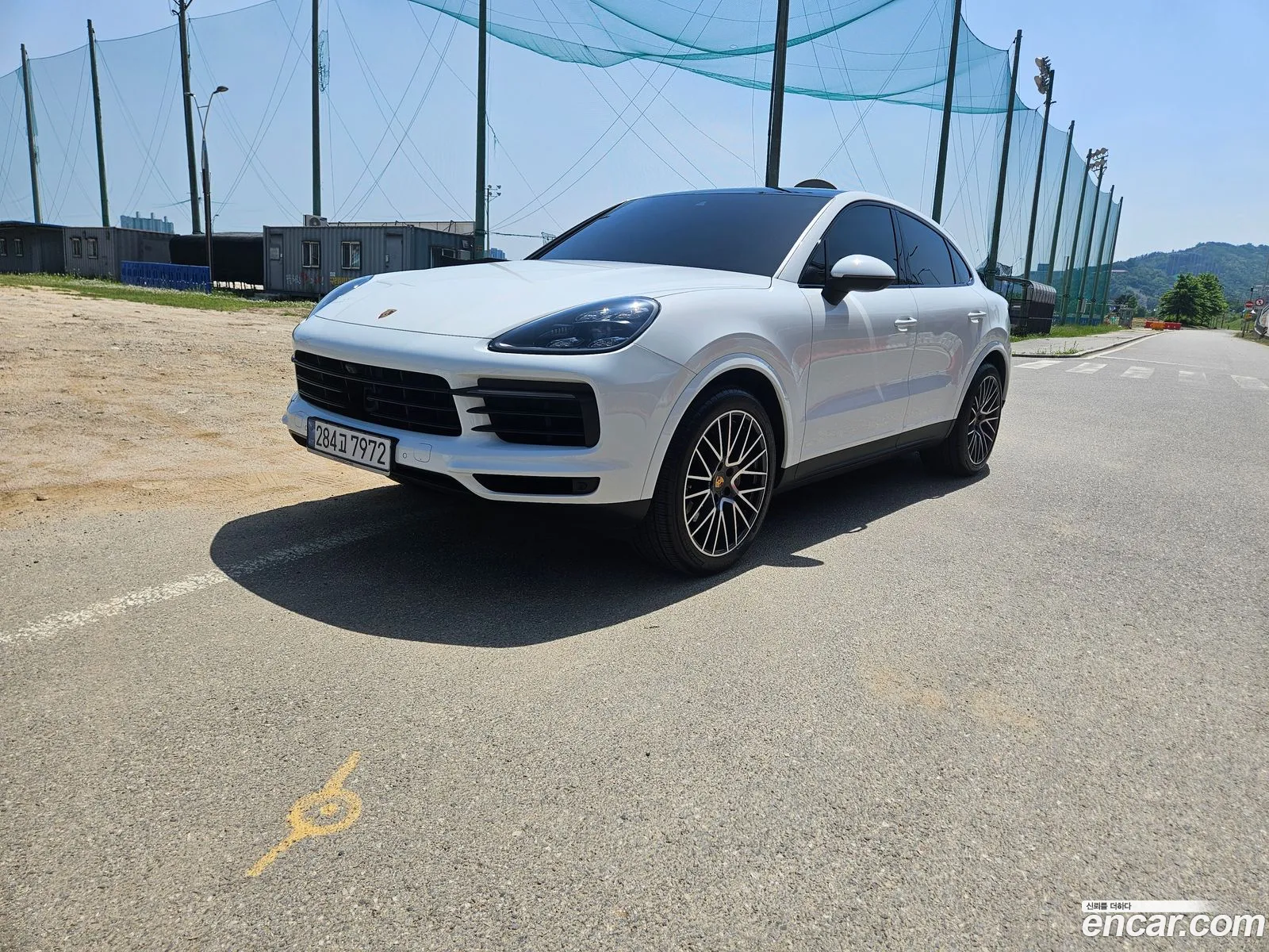 Porsche Cayenne 2022 — 17