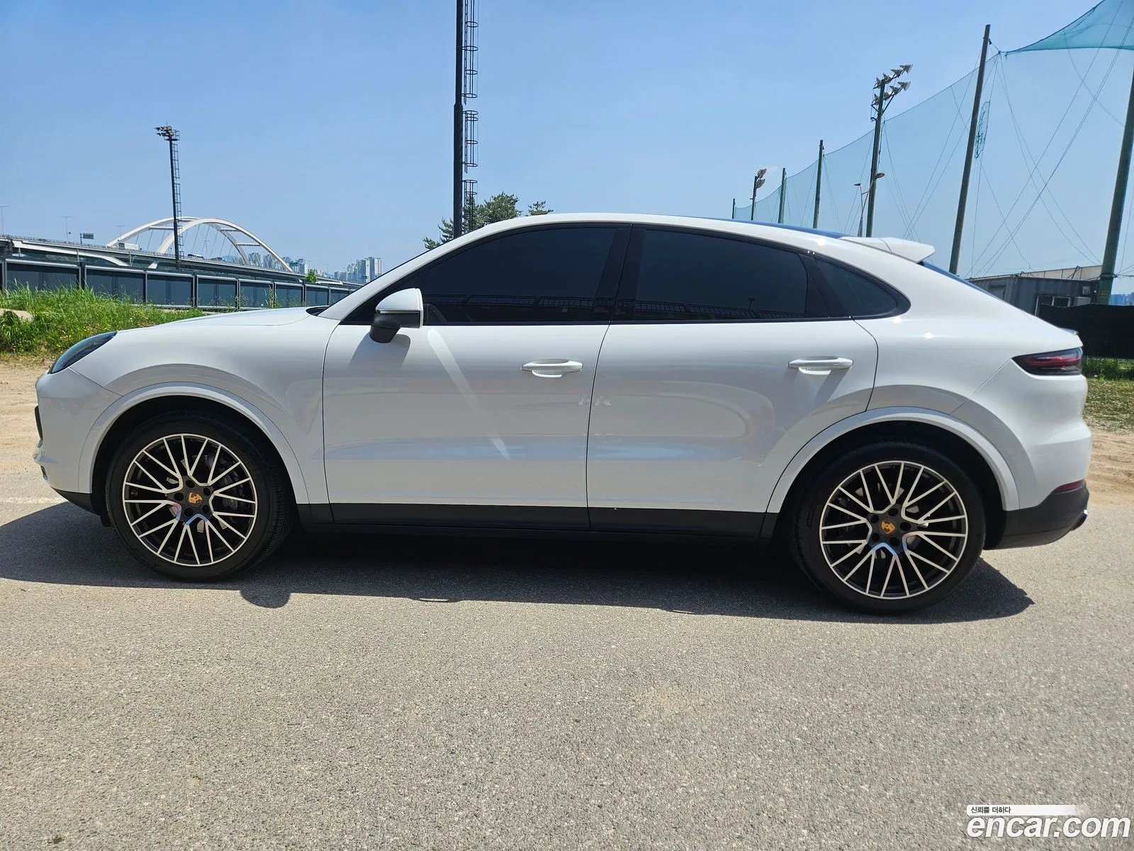 Porsche Cayenne 2022 — 14