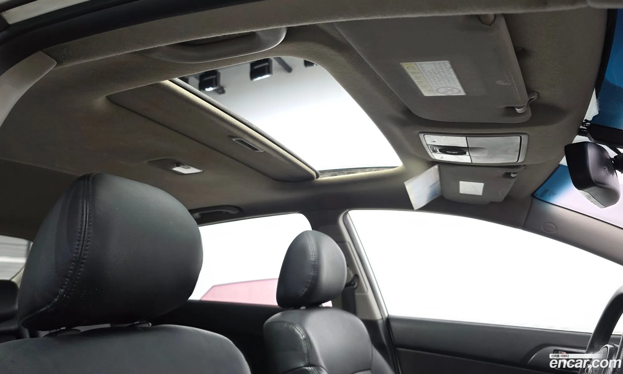 Kia Forte Hatchback 2011 — 5
