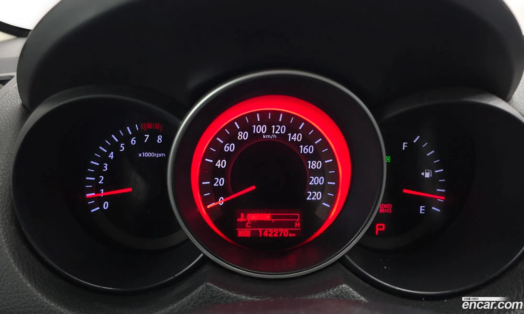 Kia Forte Hatchback 2011 — 6