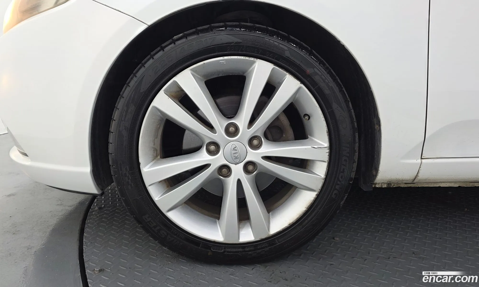 Kia Forte Hatchback 2011 — 13