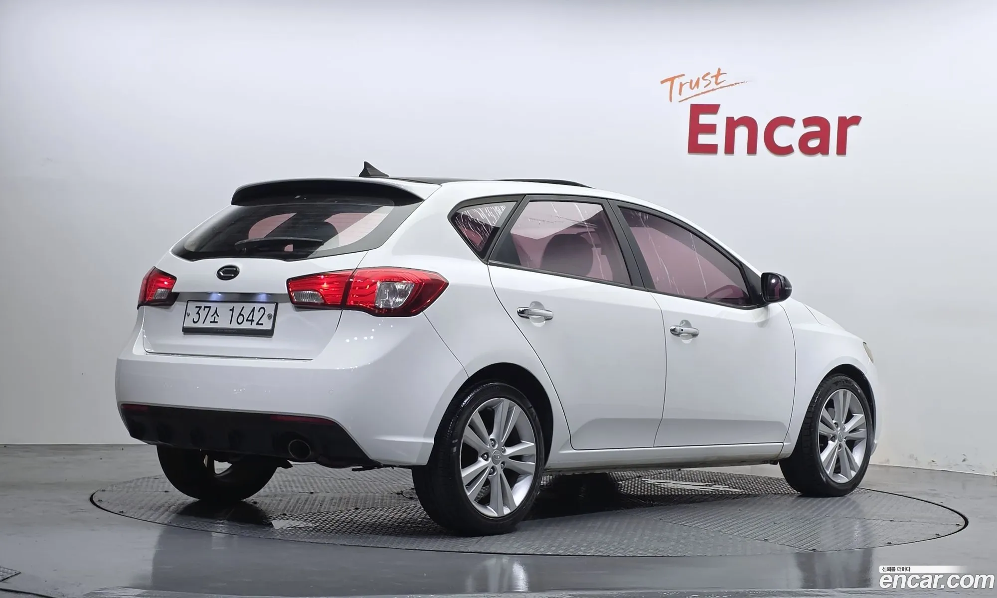 Kia Forte Hatchback 2011 — 15