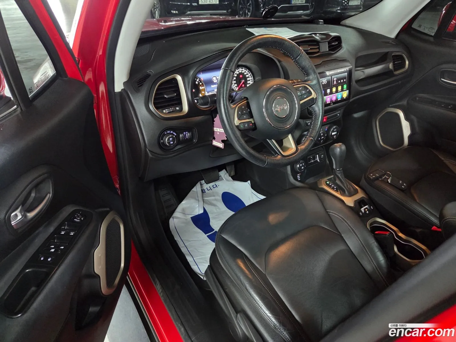 Jeep Renegade 2017 — 18