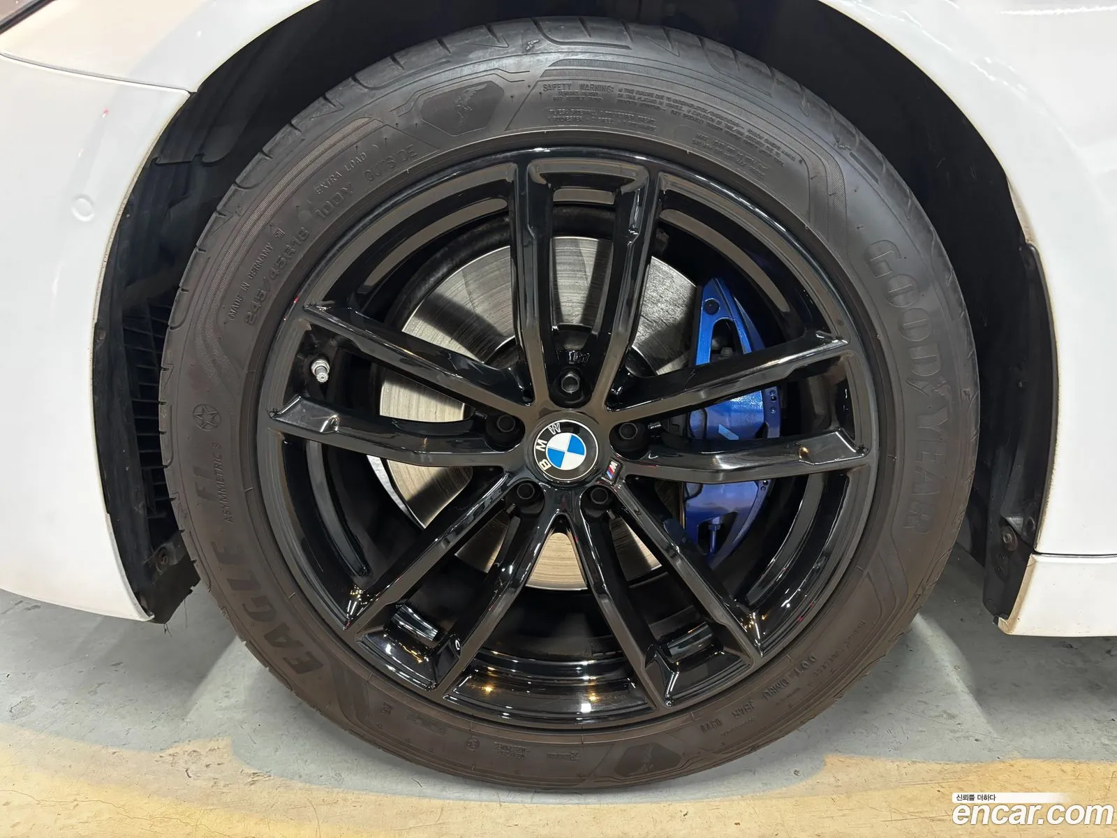 BMW 5 Series 2022 — 12