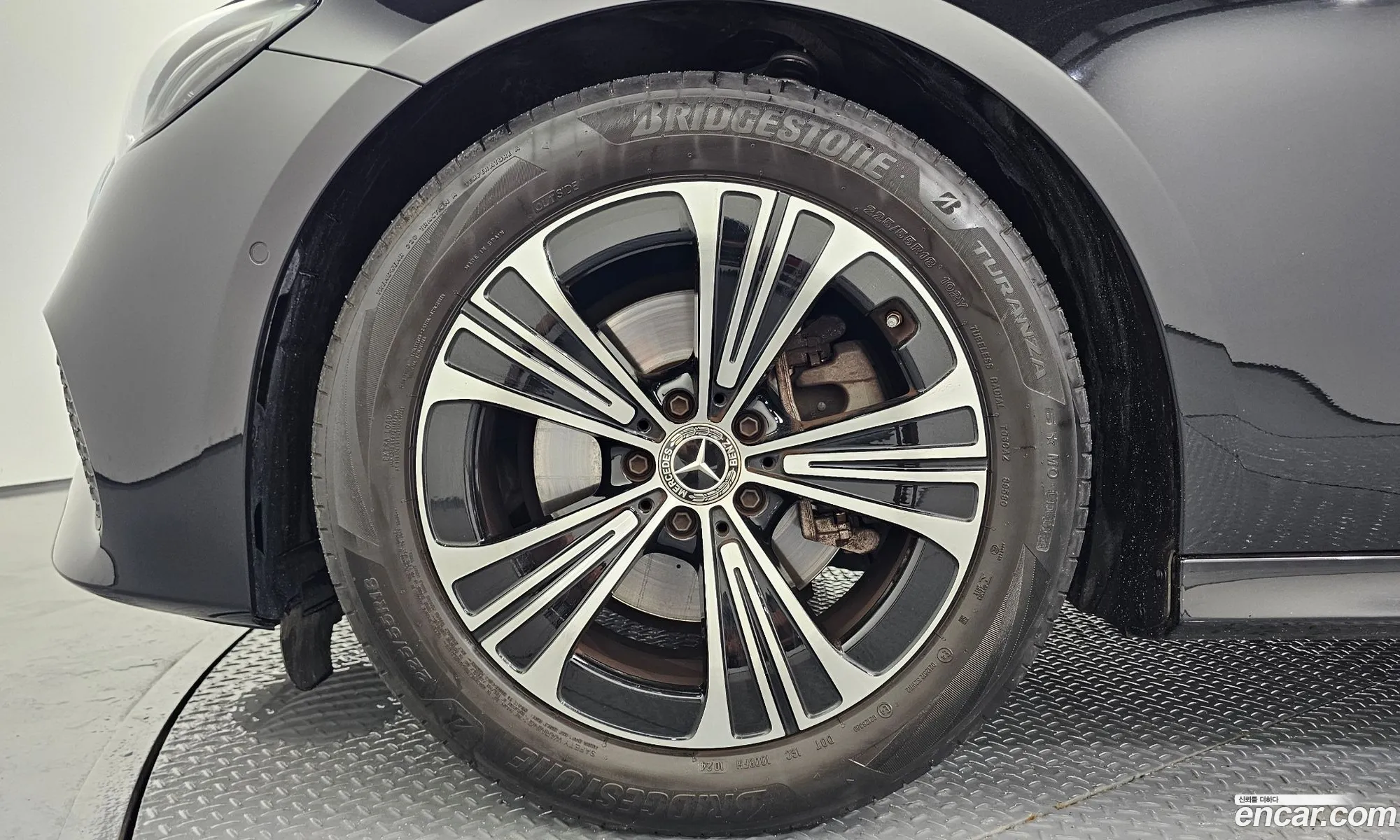 Mercedes-Benz E-Class W214 2024 W1KLF5AB3RA058321 — 29