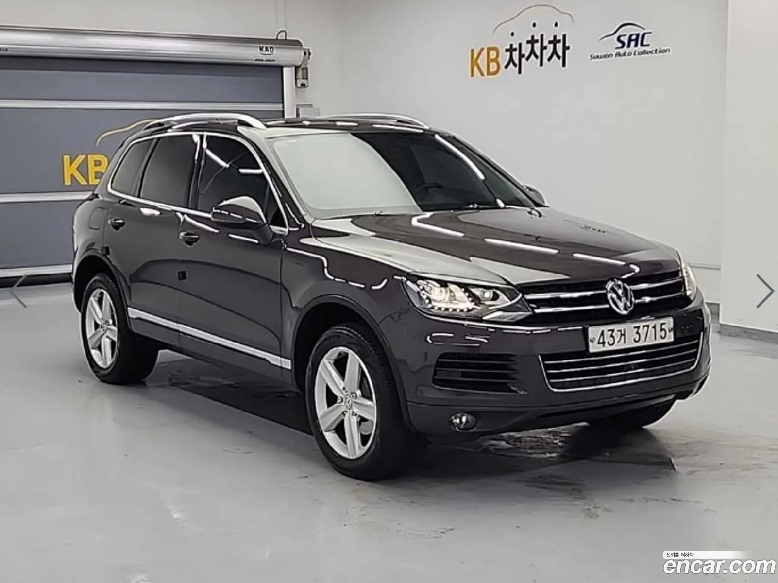 Volkswagen Touareg 2012 — 2