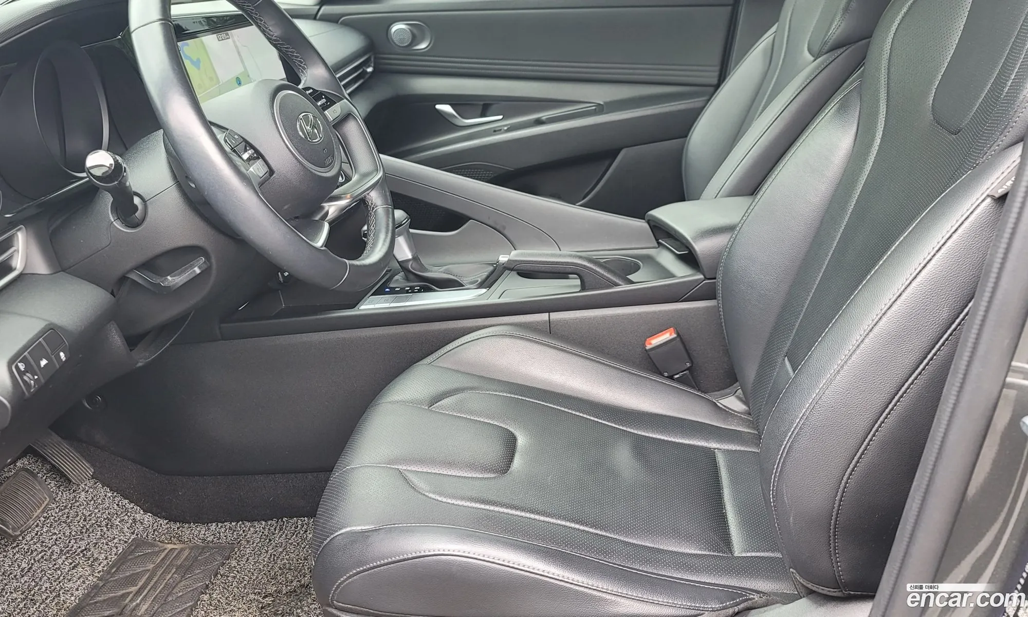 Hyundai Elantra 2021 — 16