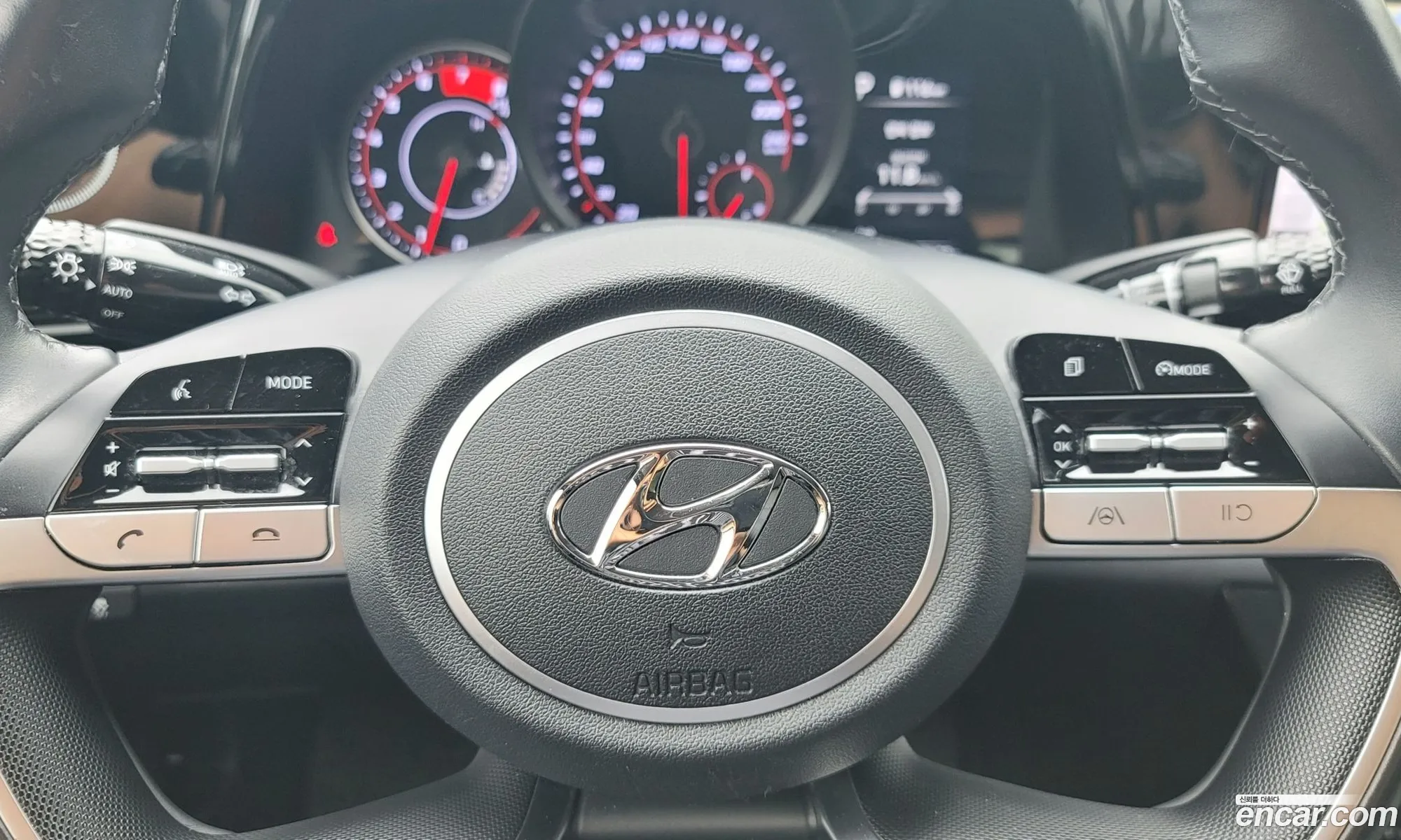 Hyundai Elantra 2021 — 20