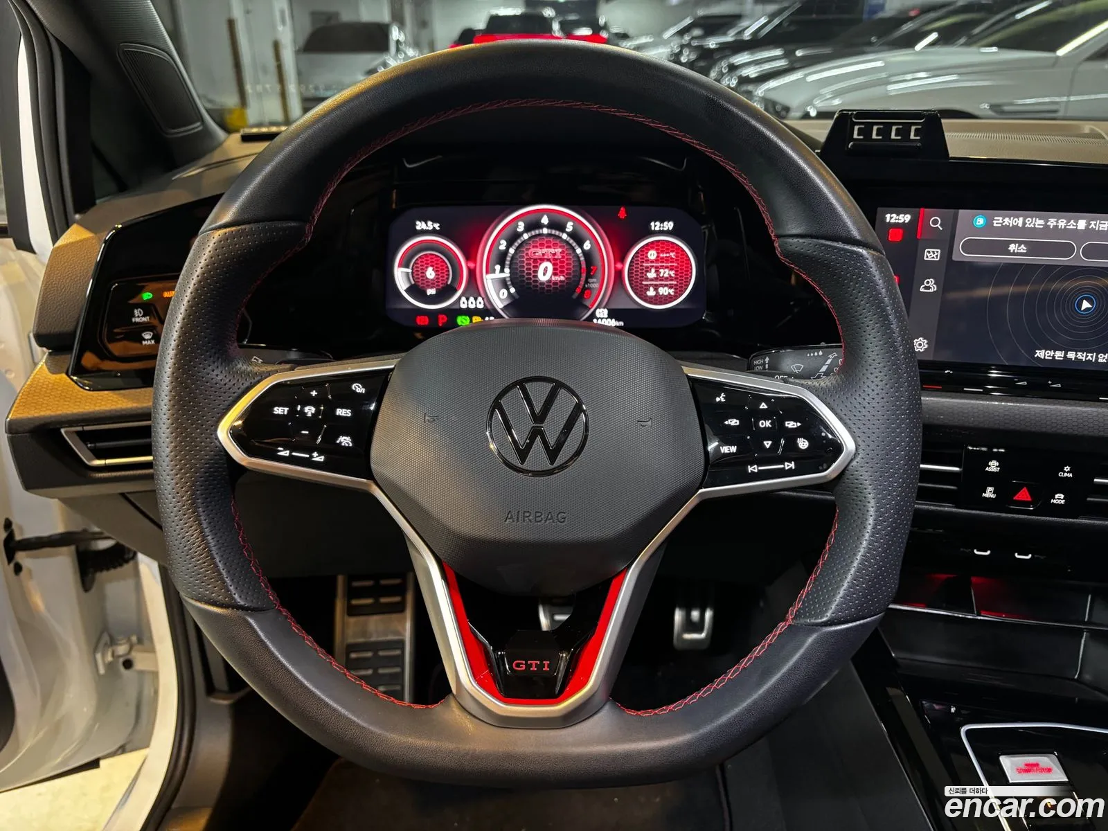 Volkswagen Golf 8th Gen 2024 — 10