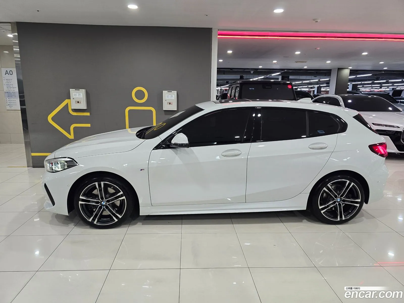 BMW 1 Series 2022 — 16