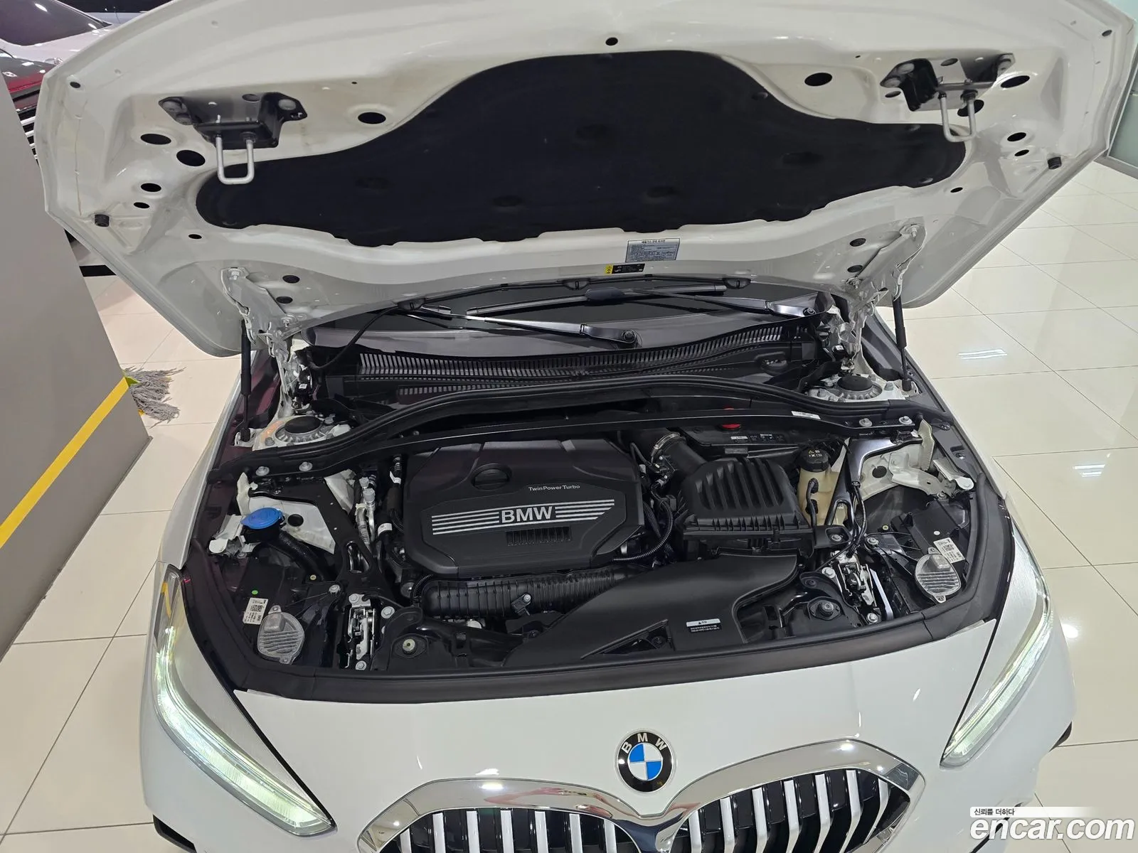 BMW 1 Series 2022 — 12