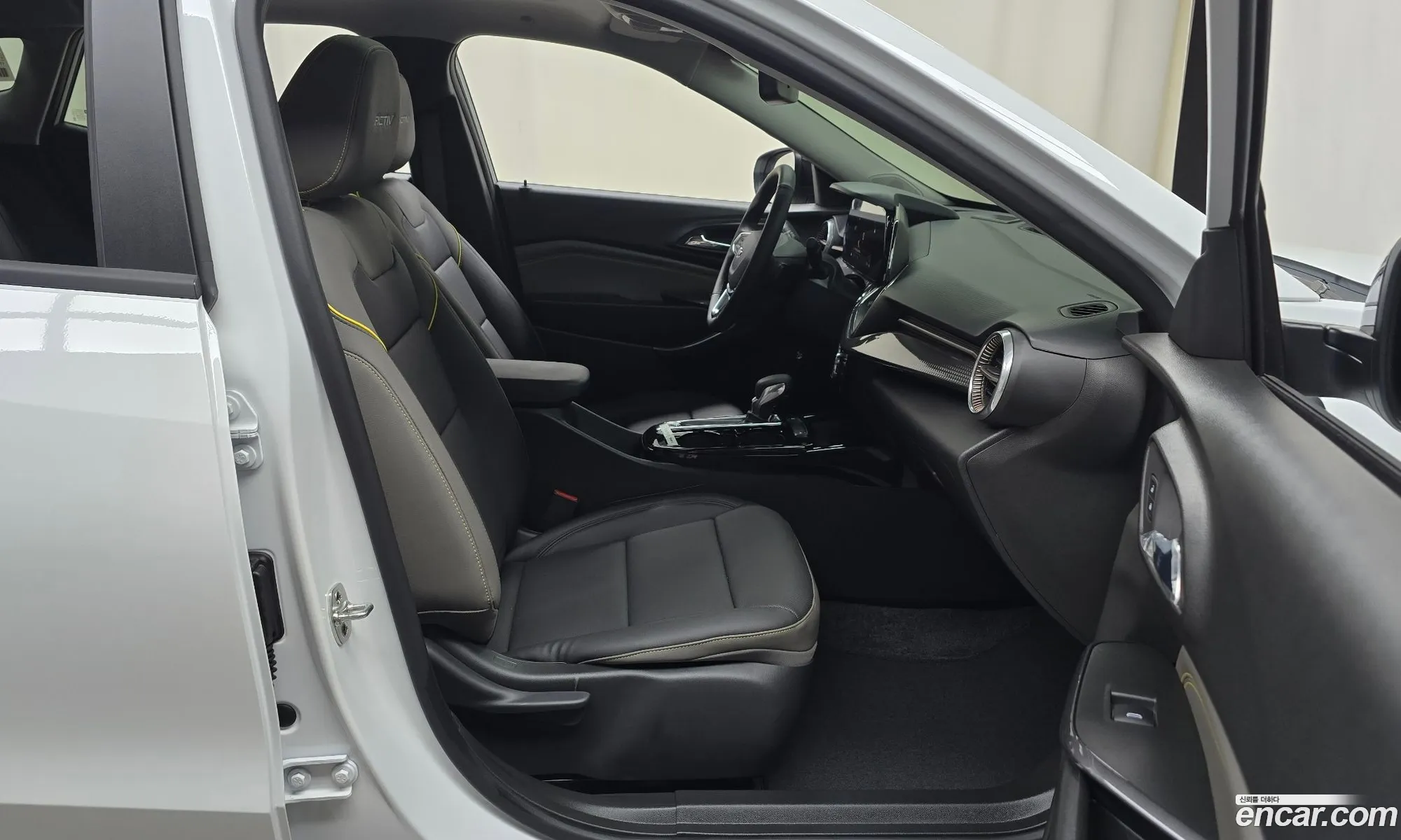 Chevrolet (GM Daewoo) Trax Crossover 2023 — 23
