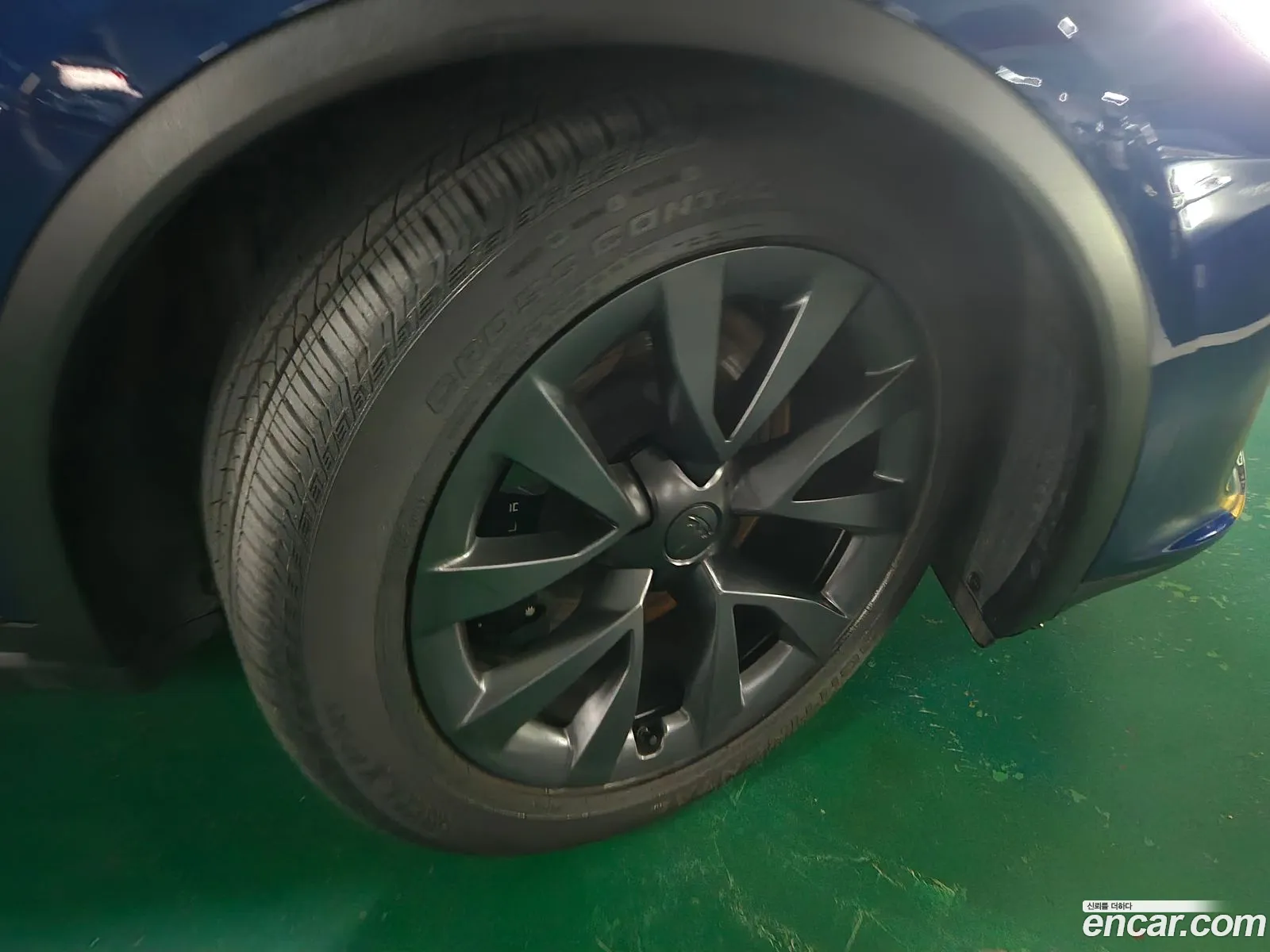 Tesla Model X 2023 — 4