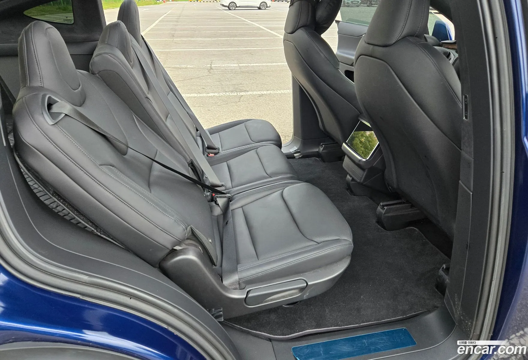 Tesla Model X 2023 — 2