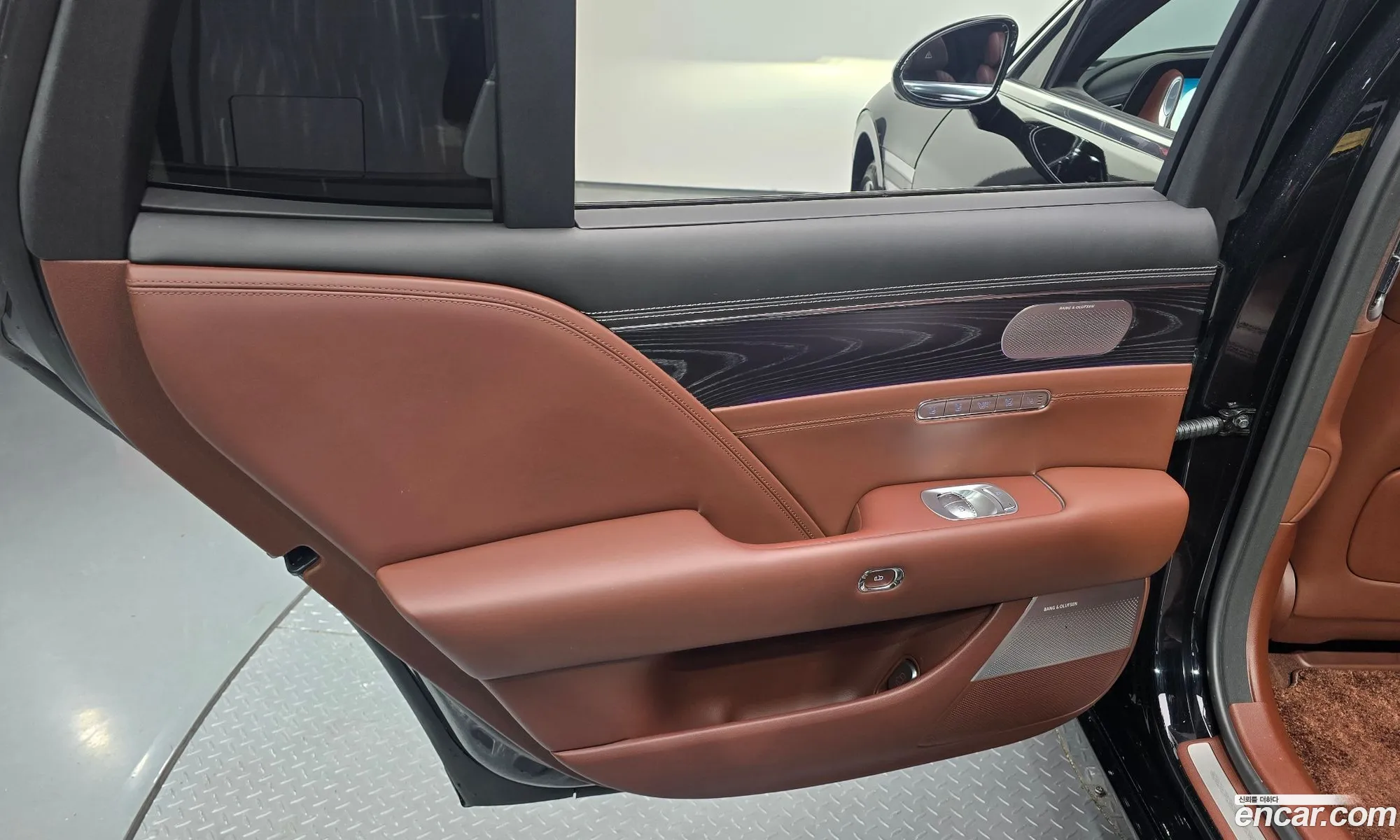 Genesis G90 2023 — 19