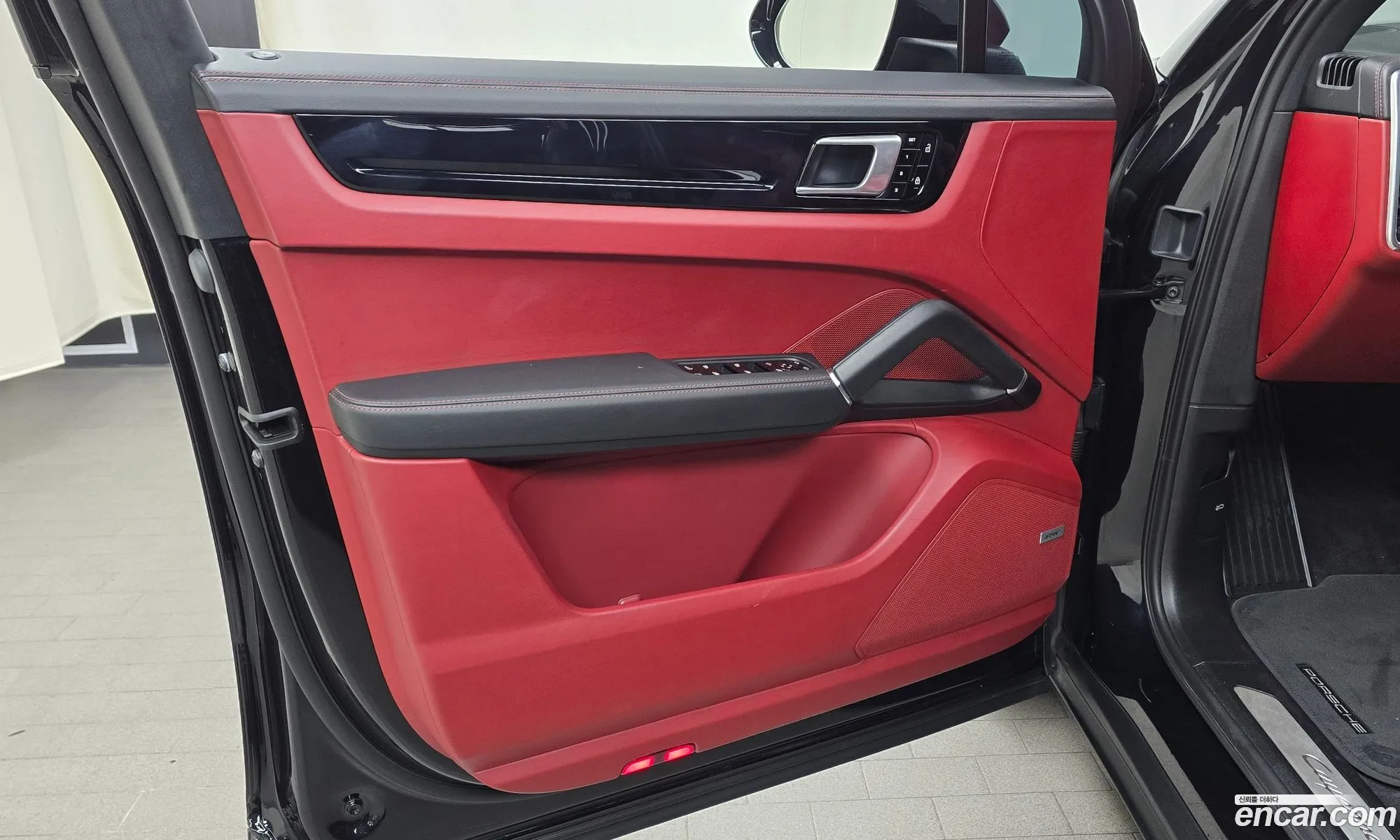 Porsche Cayenne 2020 WP1AE29Y9LDA34413 — 5