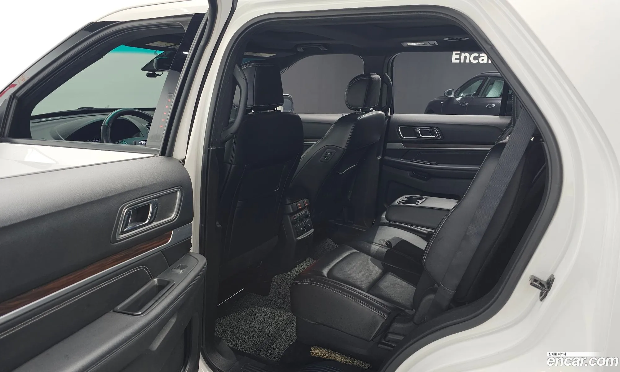 Ford Explorer 2016 1FM5K8FH0GGC78938 — 10