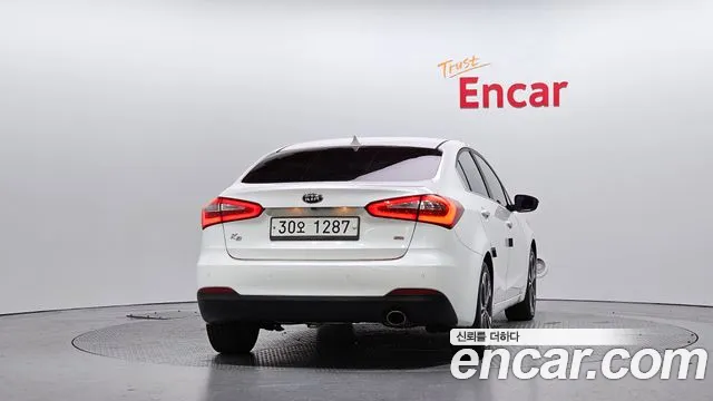 Kia K3 2012 — 3
