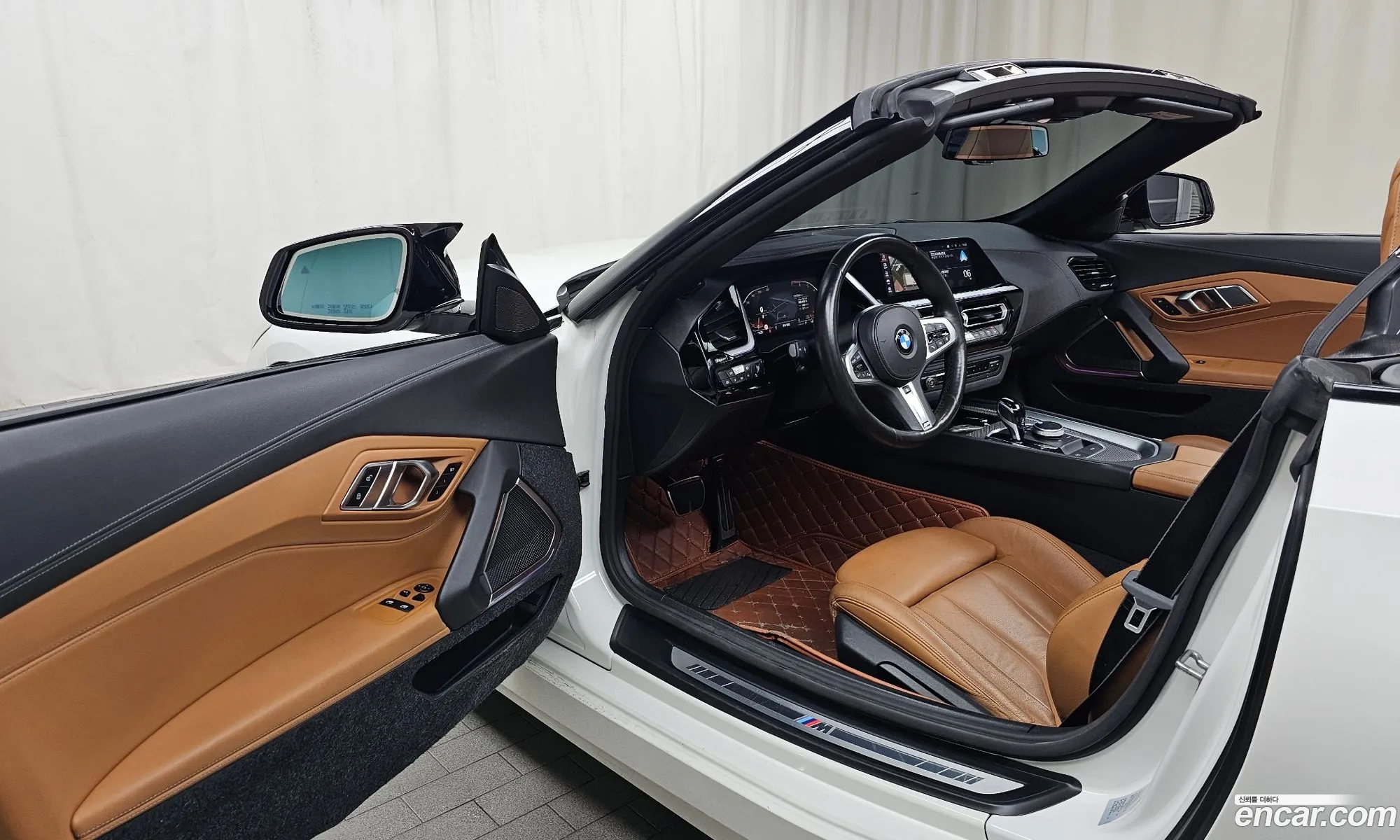 BMW Z4 2020 WBAHF7103MWW85619 — 7