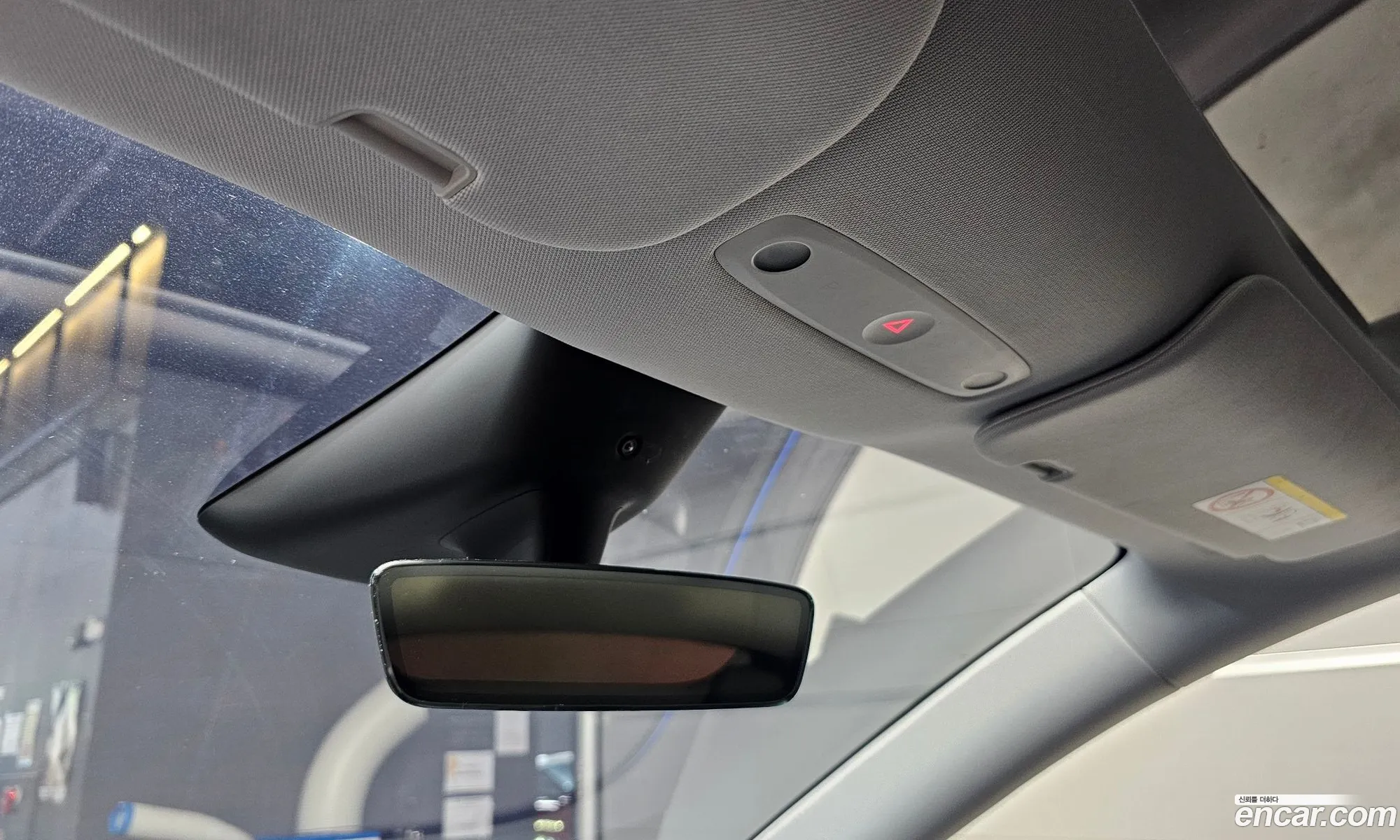 Tesla Model Y 2025 LRWYGCEK4SC018557 — 14
