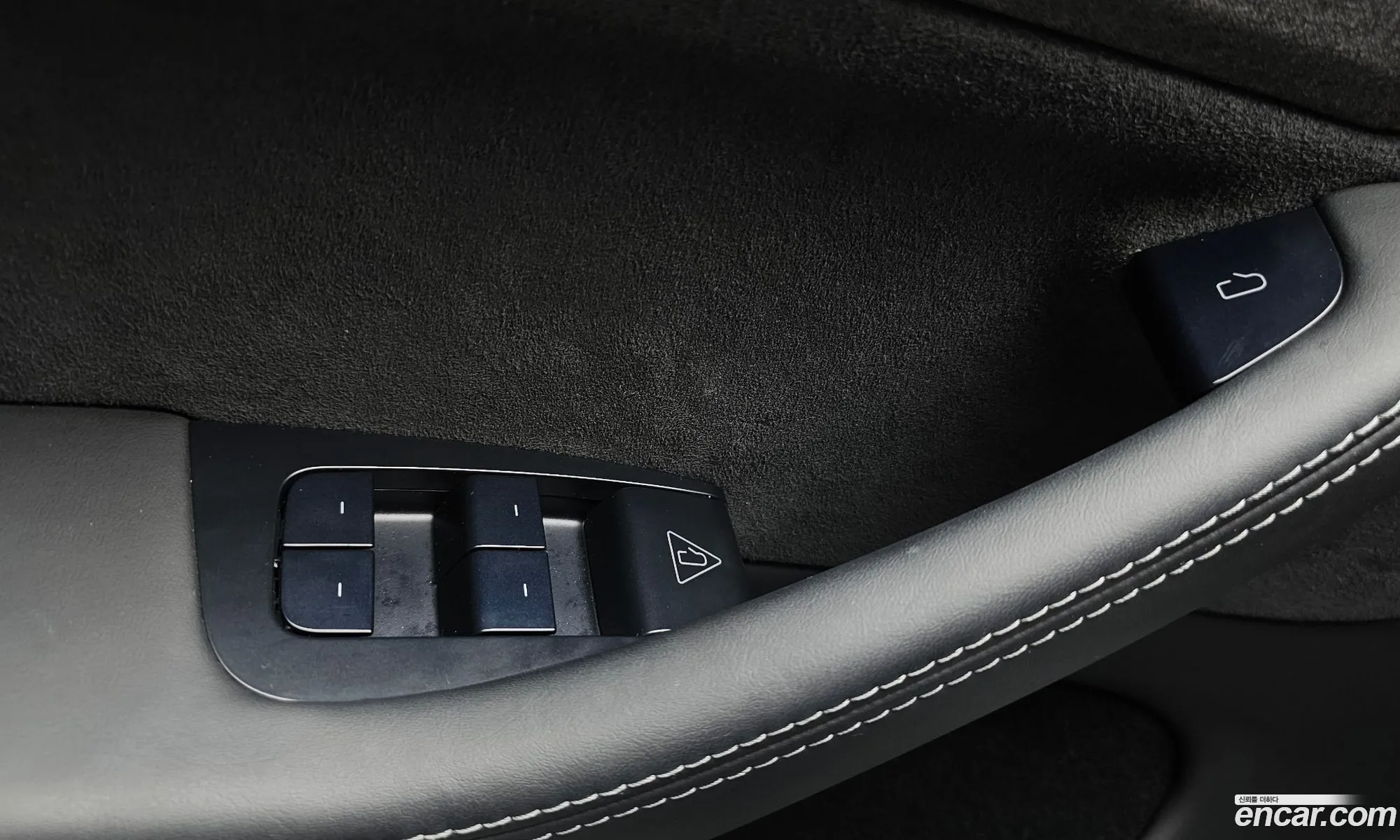 Tesla Model Y 2025 LRWYGCEK4SC018557 — 18