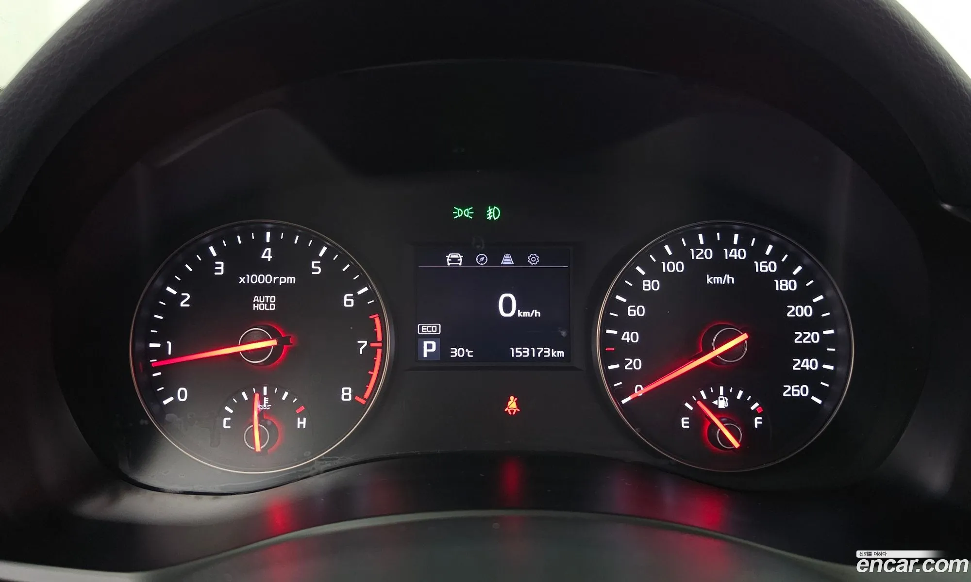 Kia K7 2017 KNALC418BHA083891 — 12