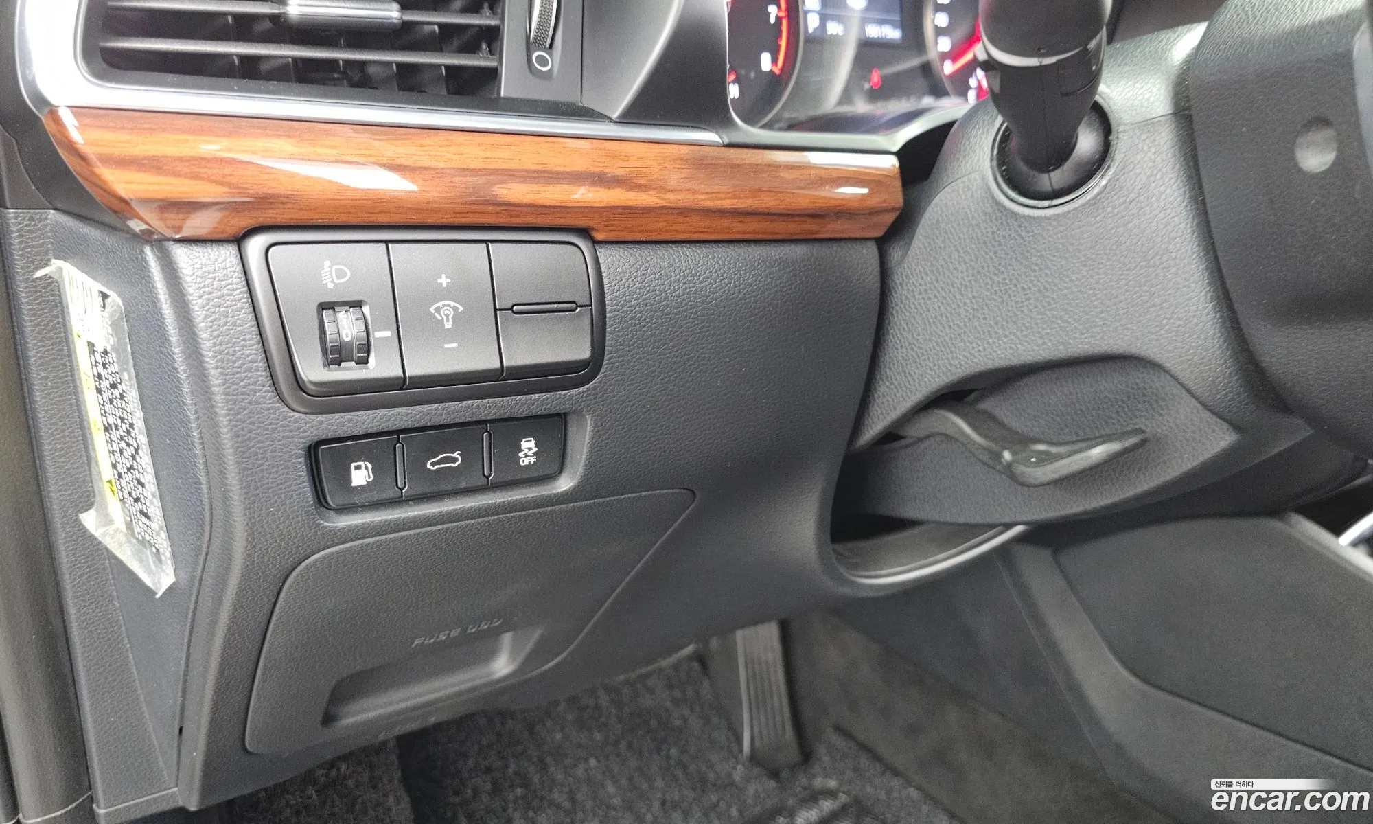 Kia K7 2017 KNALC418BHA083891 — 15