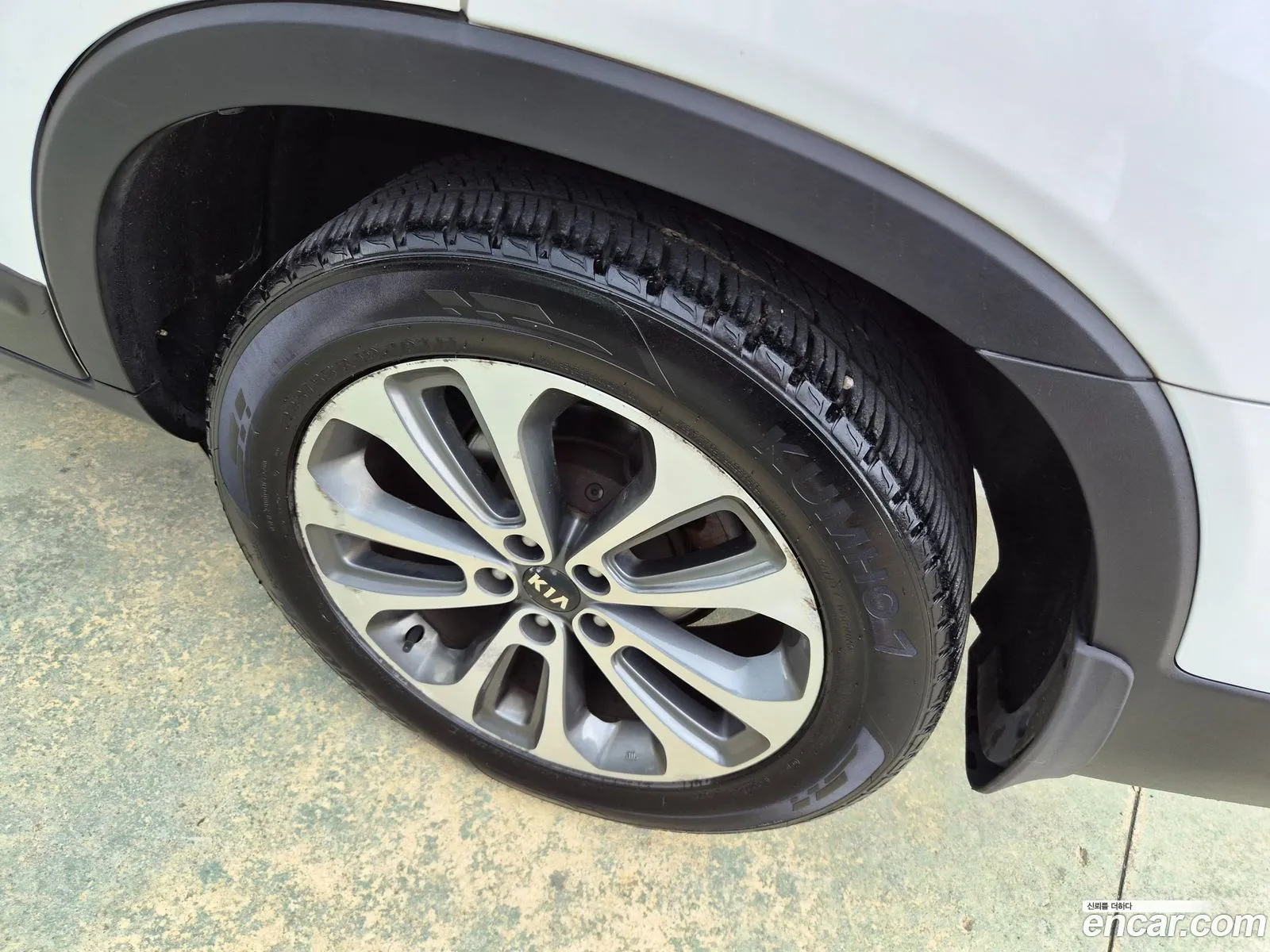 Kia Sorento R 2012 — 11