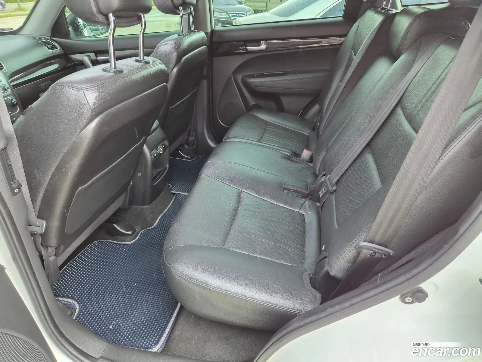 Kia Sorento R 2012 — 3