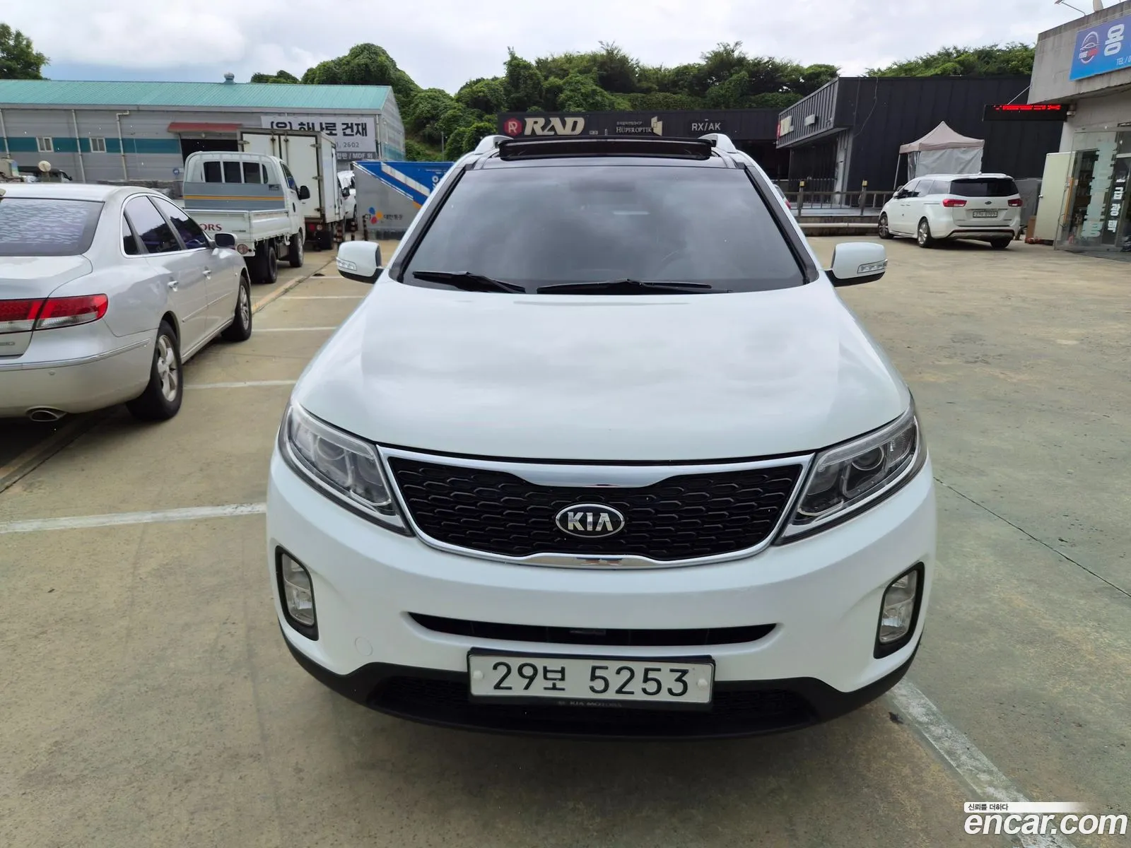 Kia Sorento R 2012 — 14