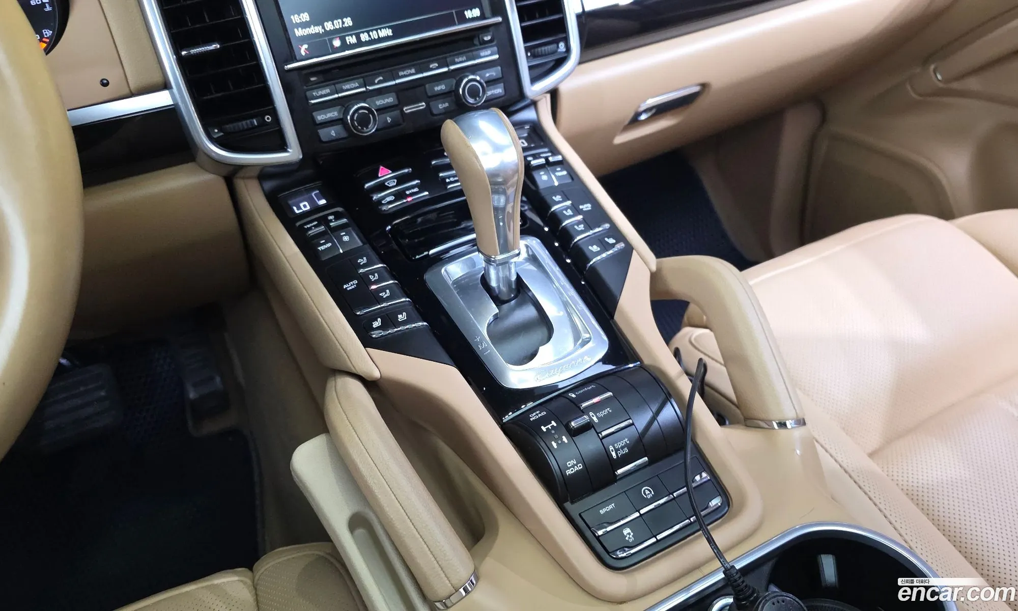 Porsche Cayenne 2015 WP1AF2925GKA44088 — 14