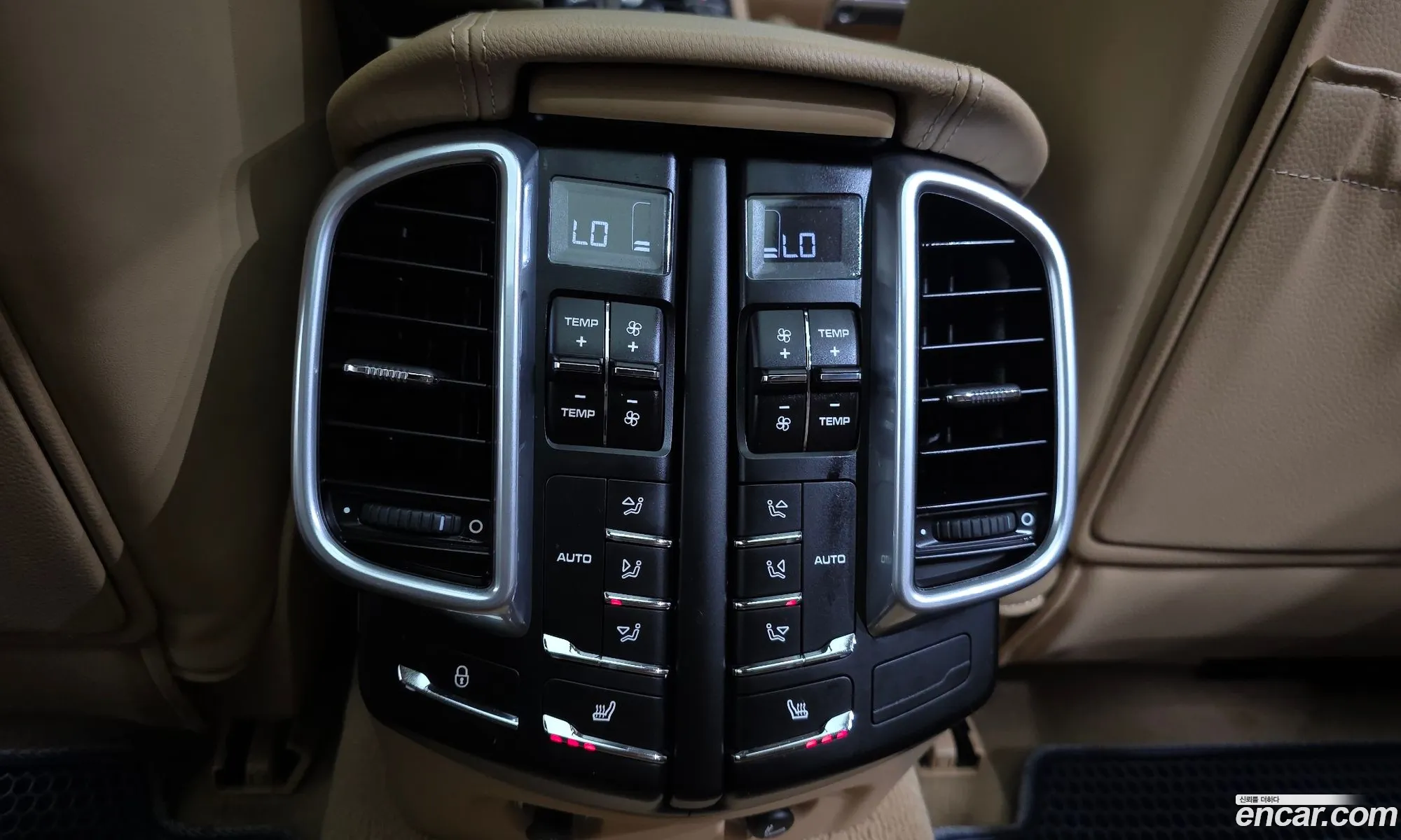 Porsche Cayenne 2015 WP1AF2925GKA44088 — 17