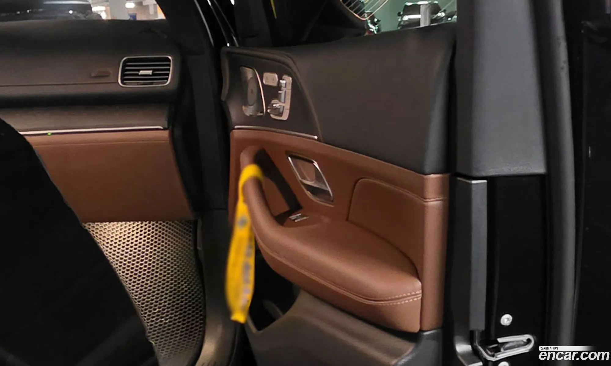 Mercedes-Benz GLS-Class X167 2025 — 15